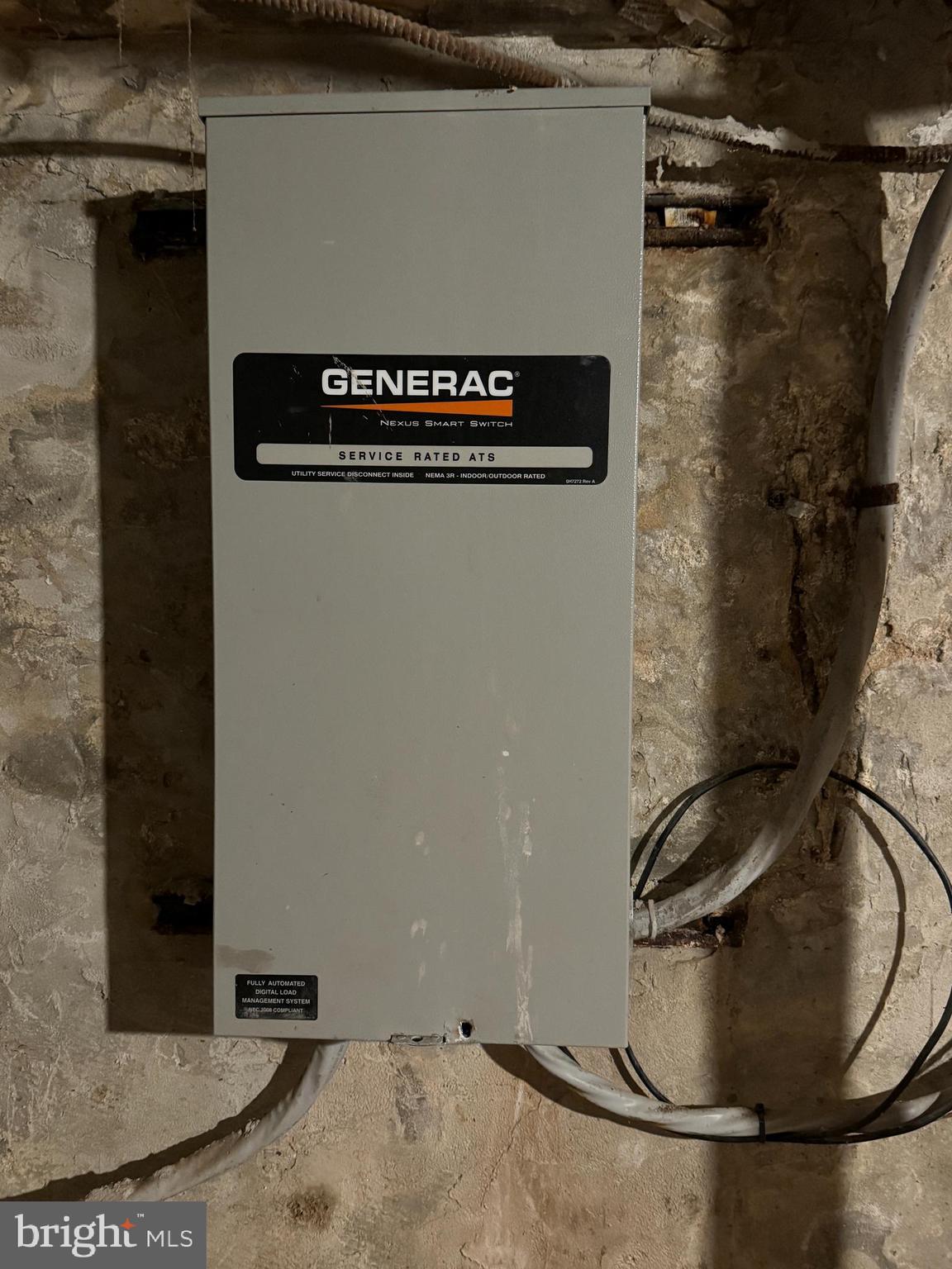 LOCUST POINT - Residential