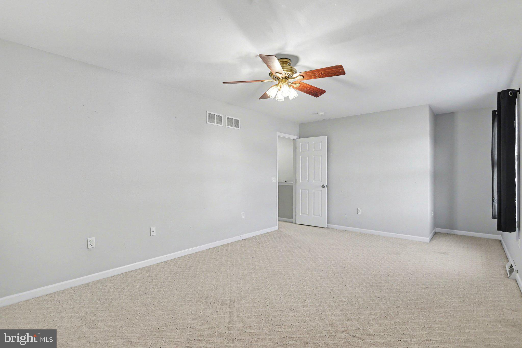 GRANDVIEW MEADOWS - Residential