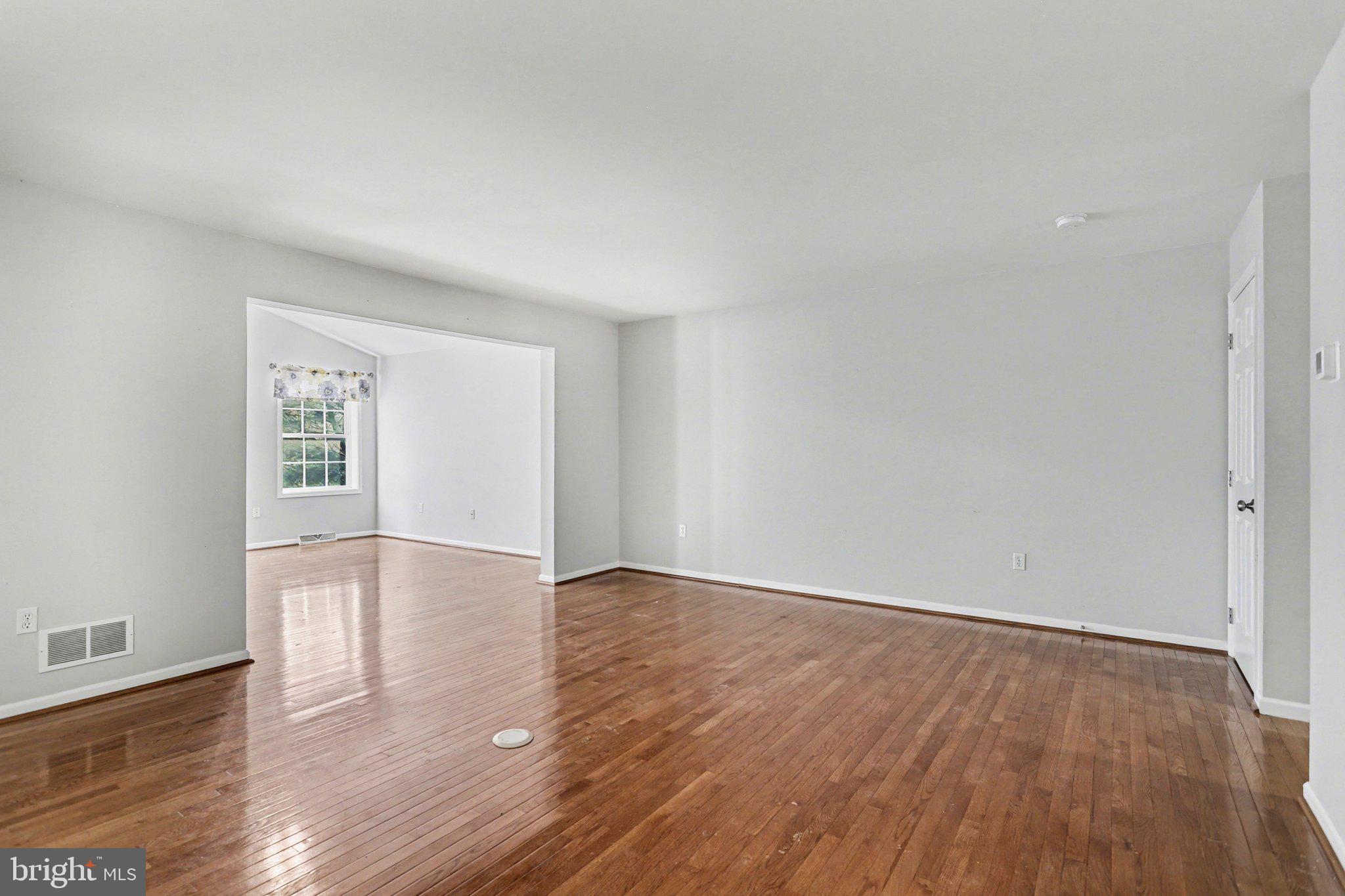 GRANDVIEW MEADOWS - Residential