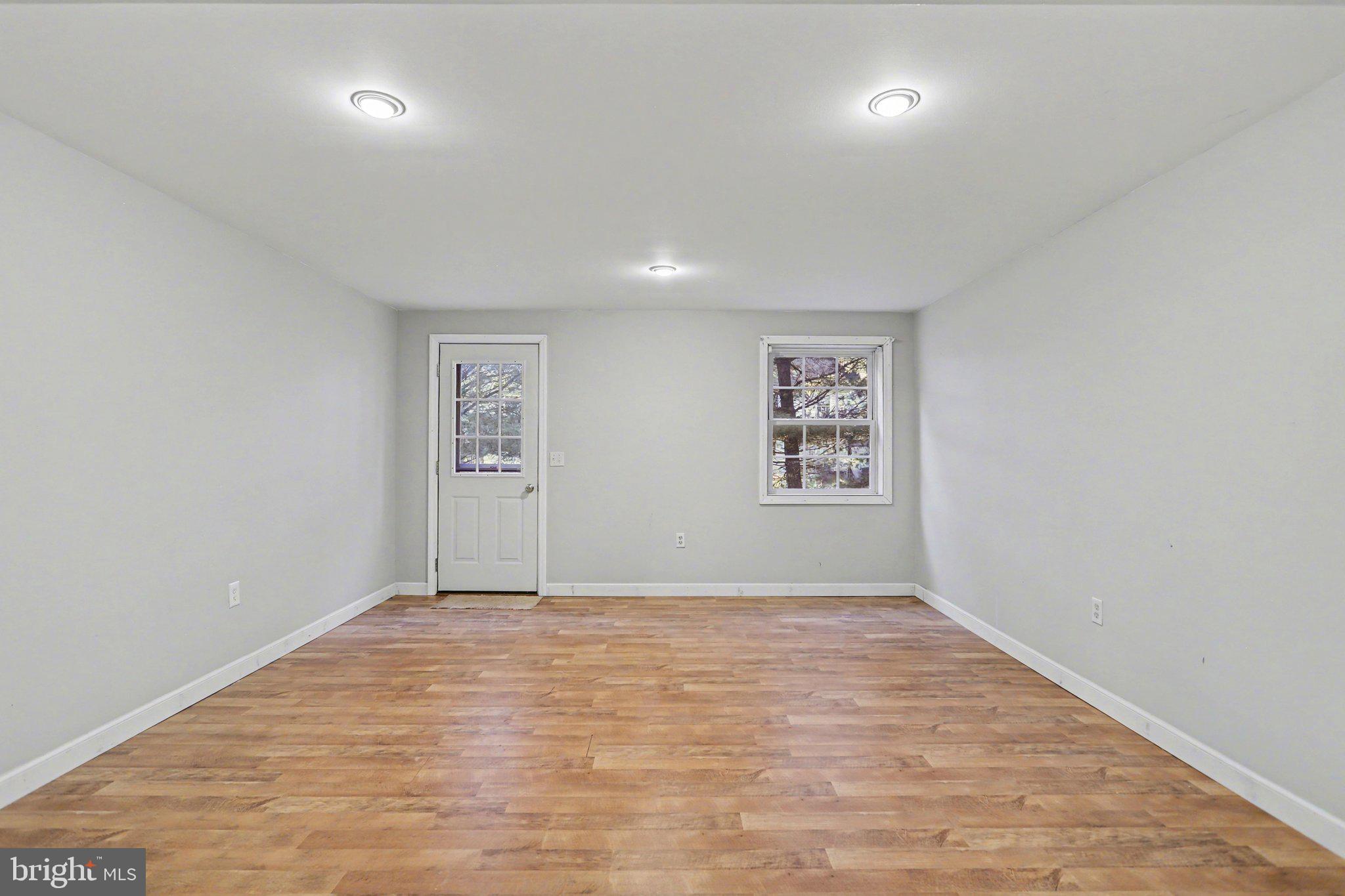 GRANDVIEW MEADOWS - Residential