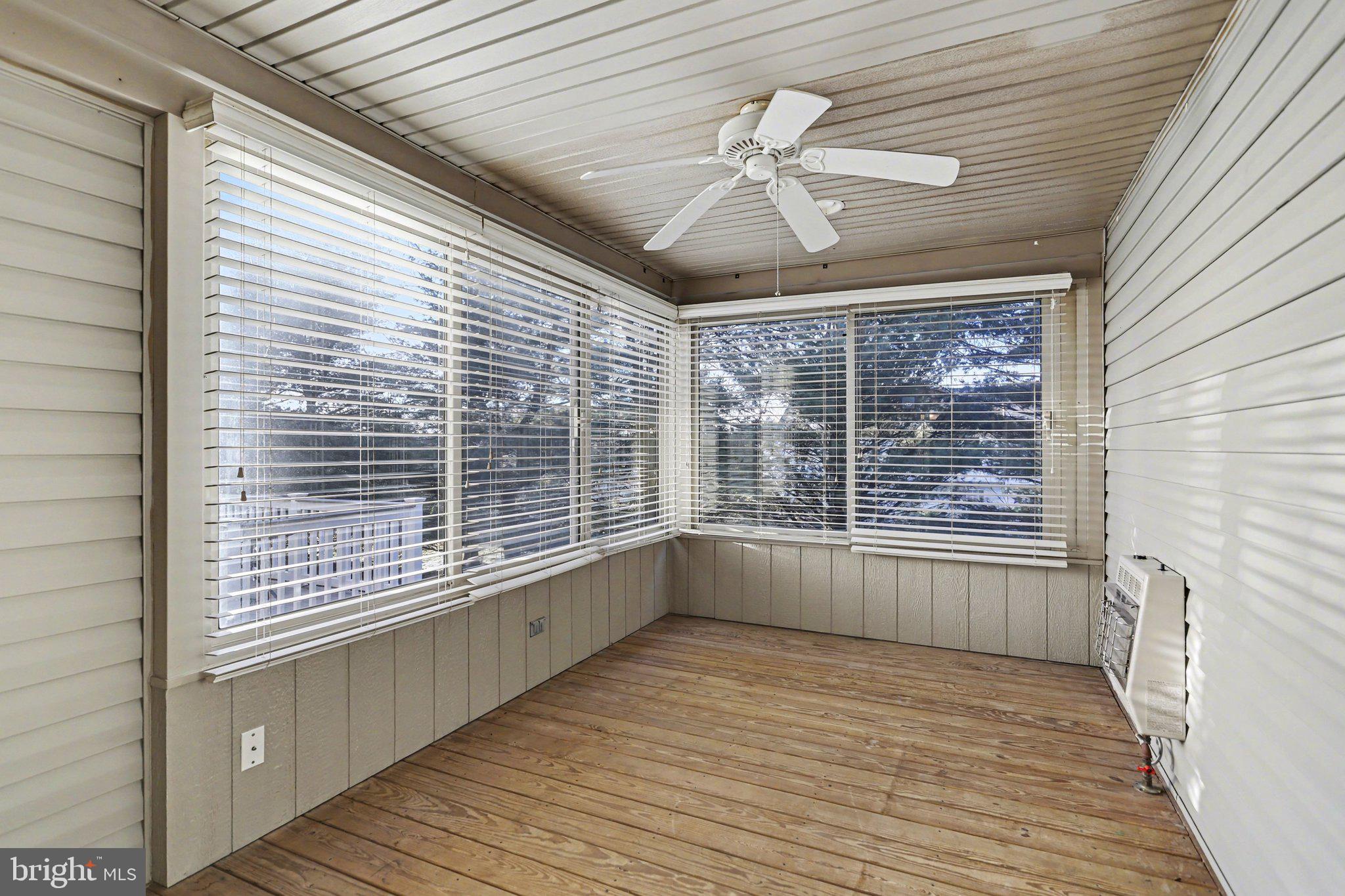 GRANDVIEW MEADOWS - Residential