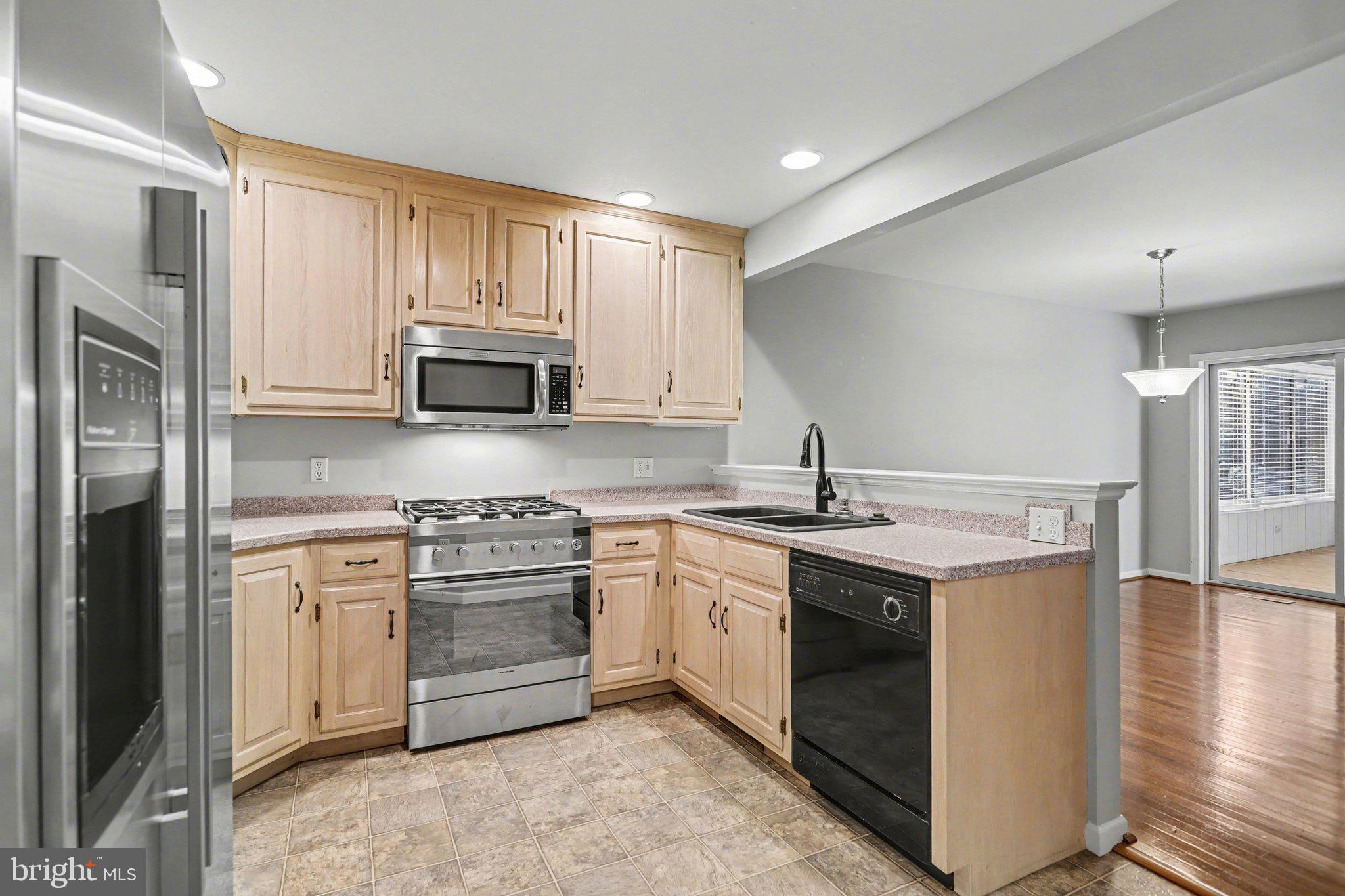 GRANDVIEW MEADOWS - Residential