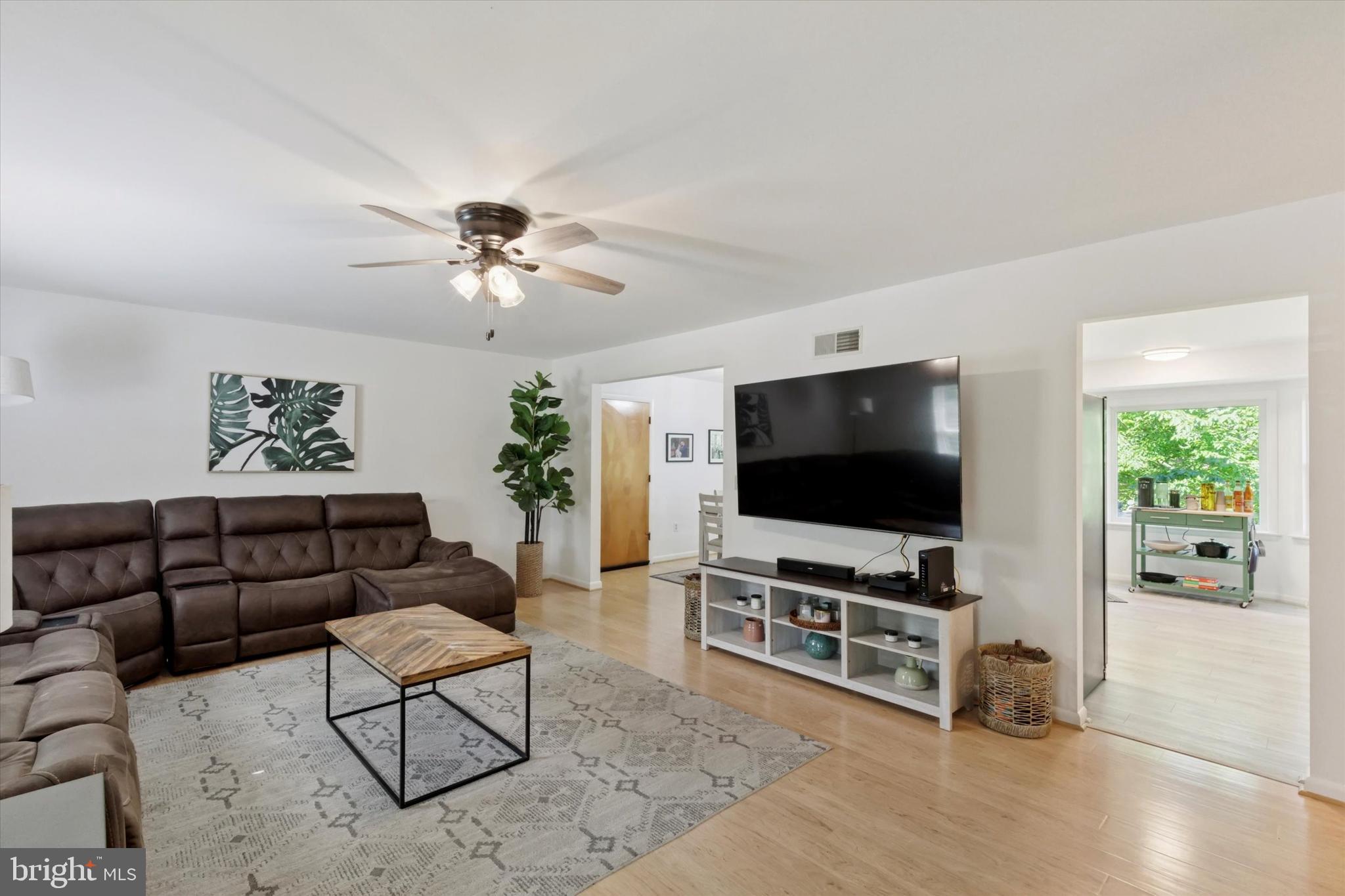 1069 HEARTHSTONE ROAD
