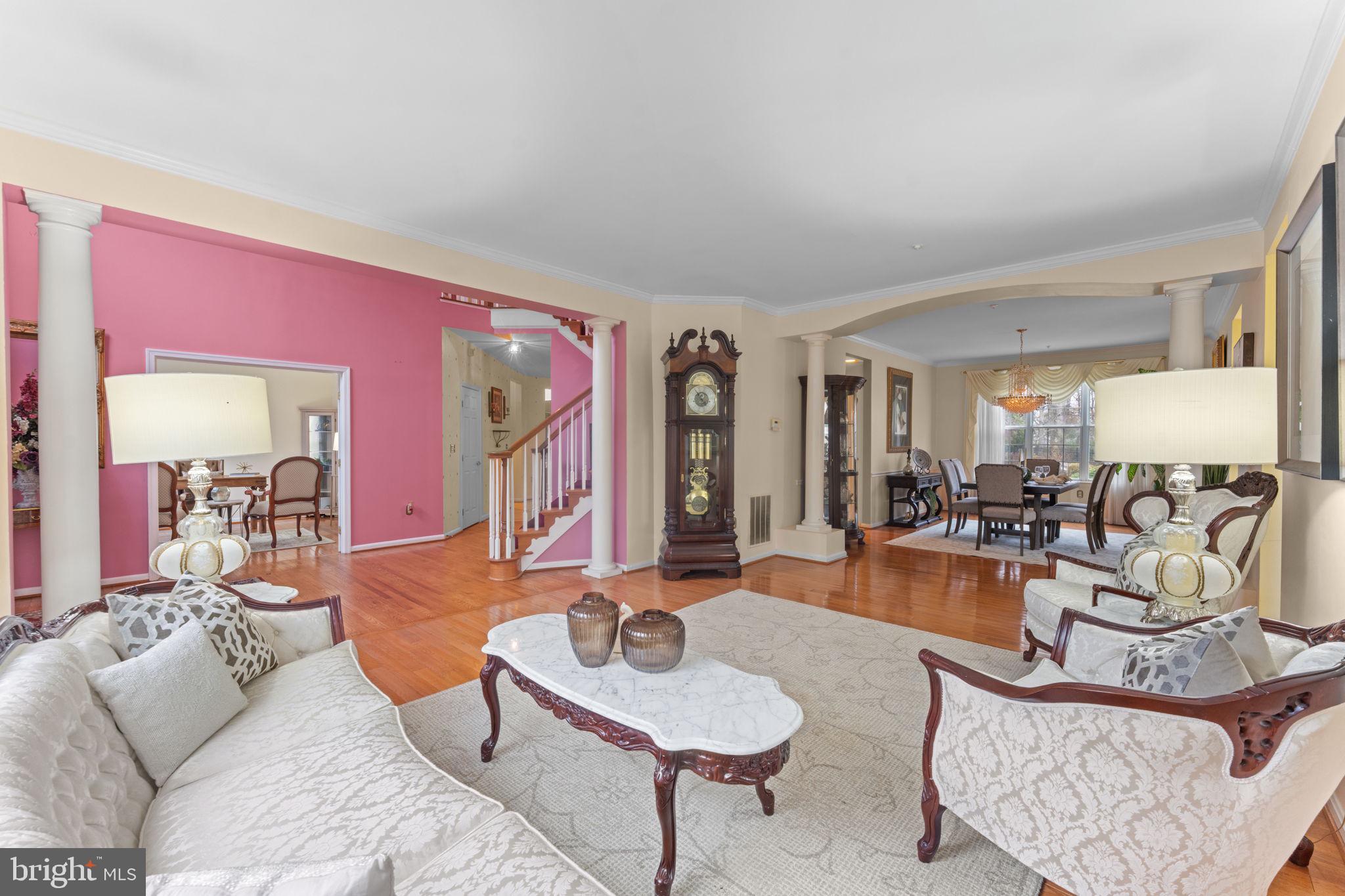 FARMINGTON WOODS - Residential