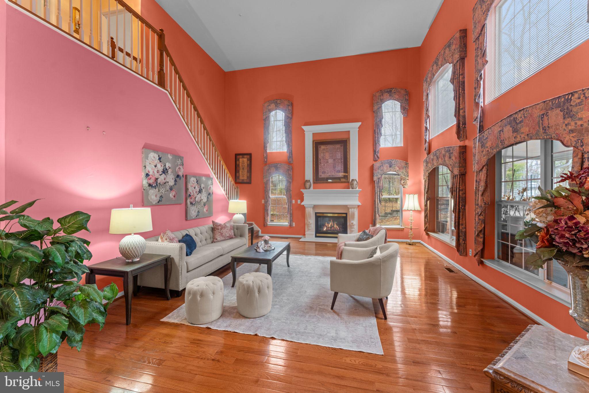 FARMINGTON WOODS - Residential