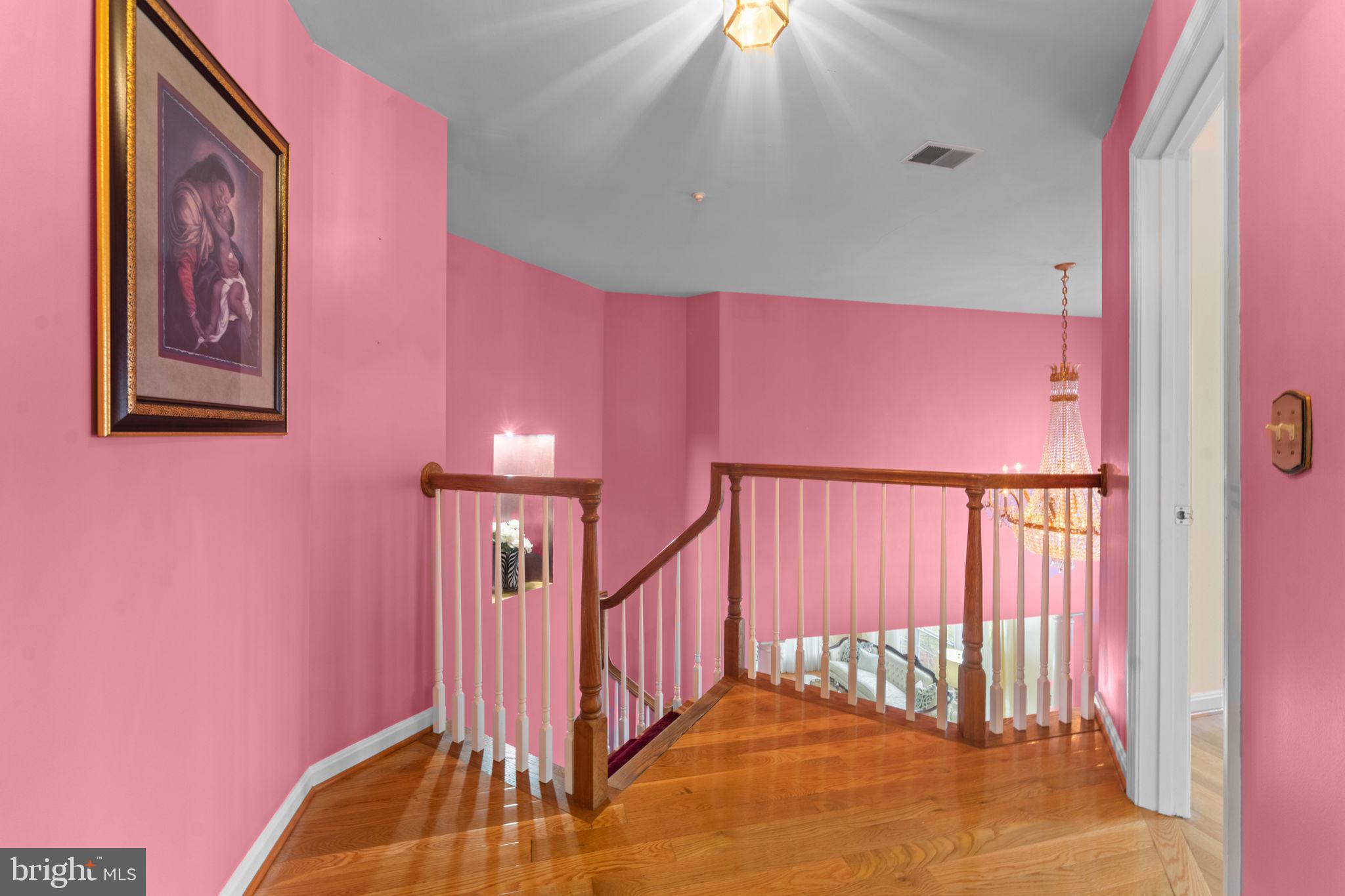 FARMINGTON WOODS - Residential