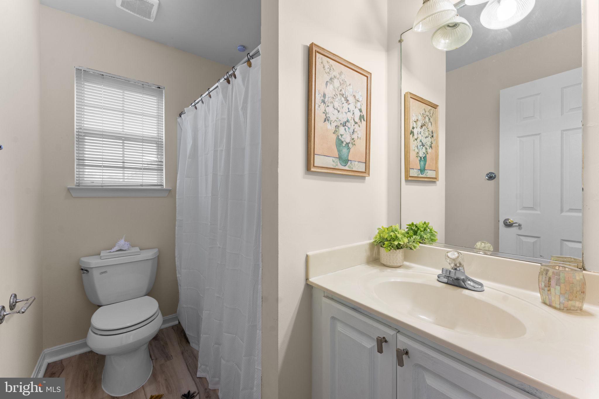 FARMINGTON WOODS - Residential