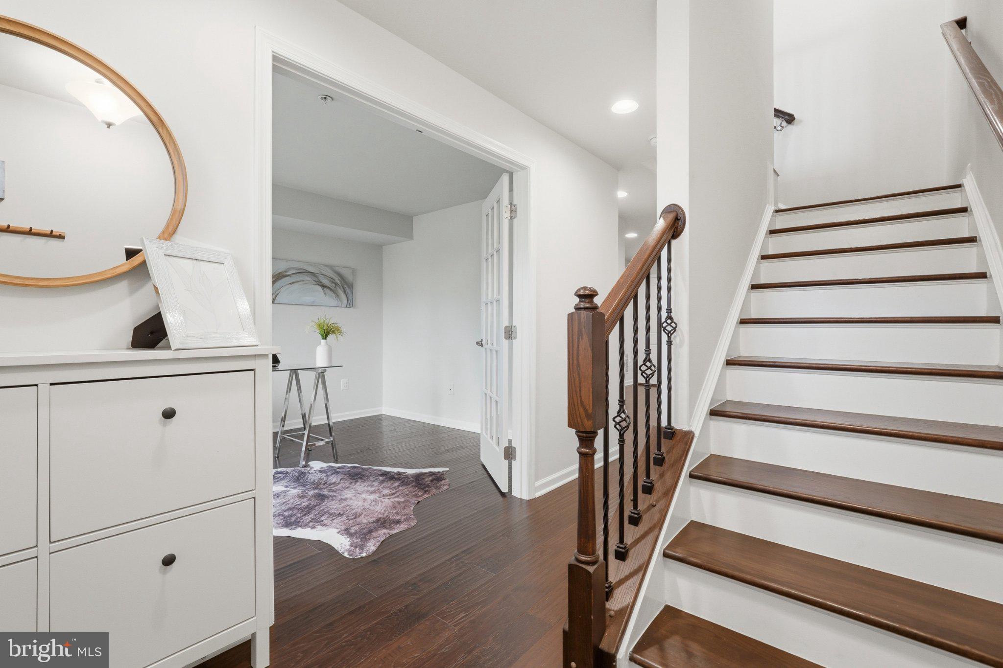 CABIN BRANCH - Residential