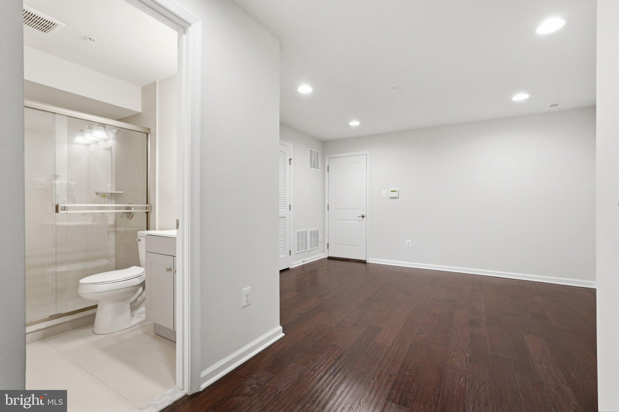 CABIN BRANCH - Residential