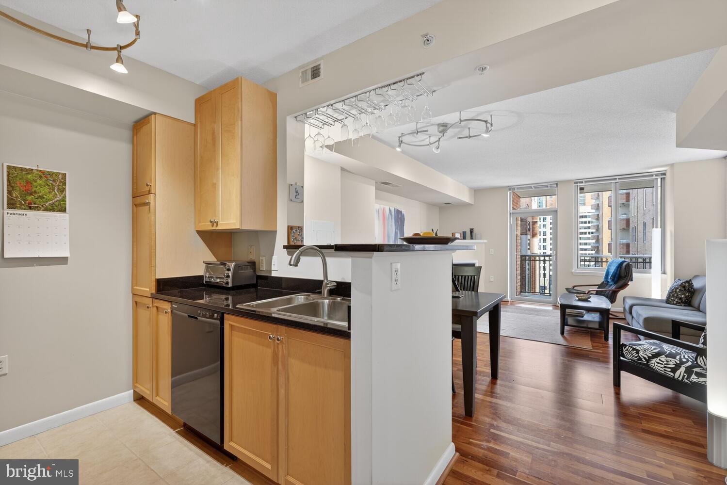 851 N GLEBE ROAD 909