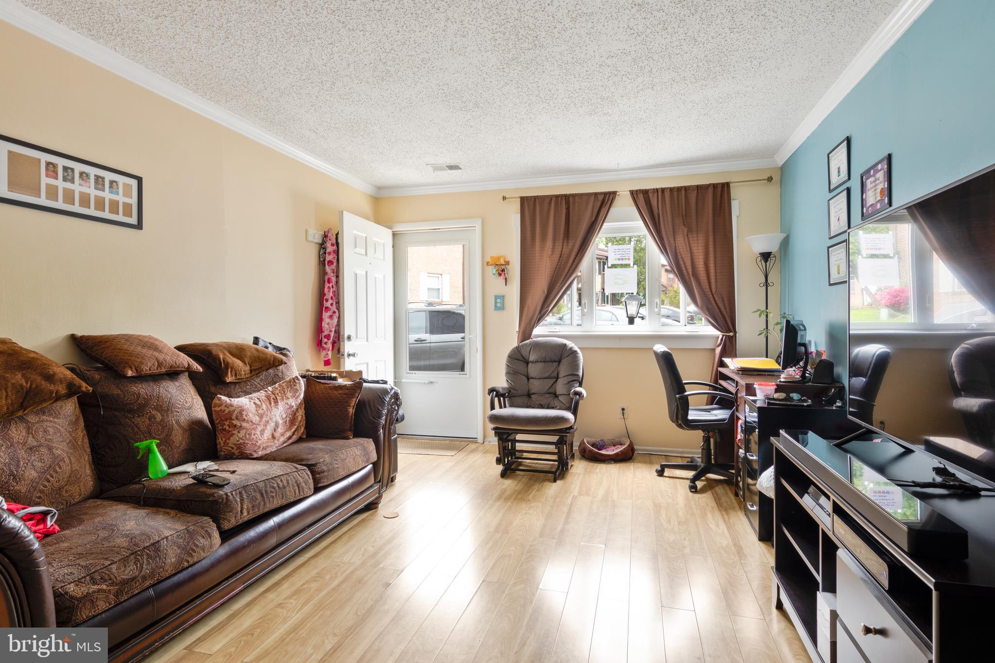 GREEN TREE - Residential