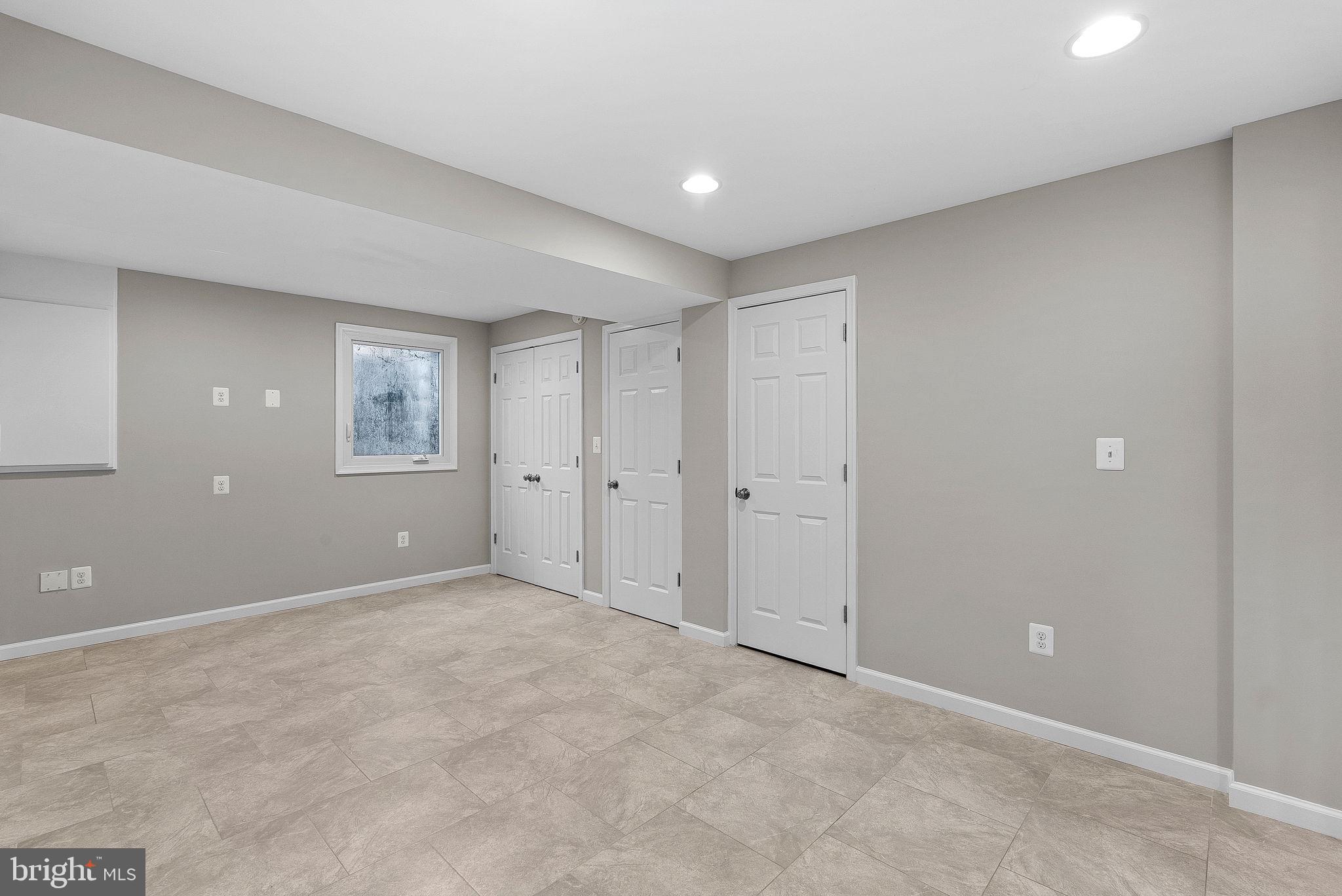 COUNTRYSIDE - Residential