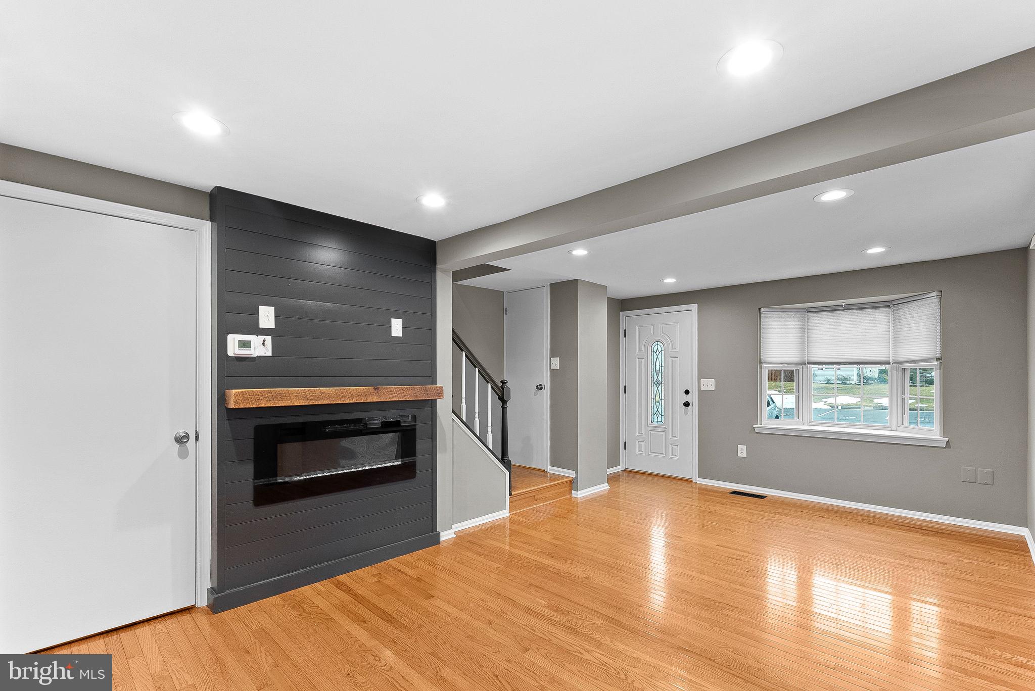 COUNTRYSIDE - Residential