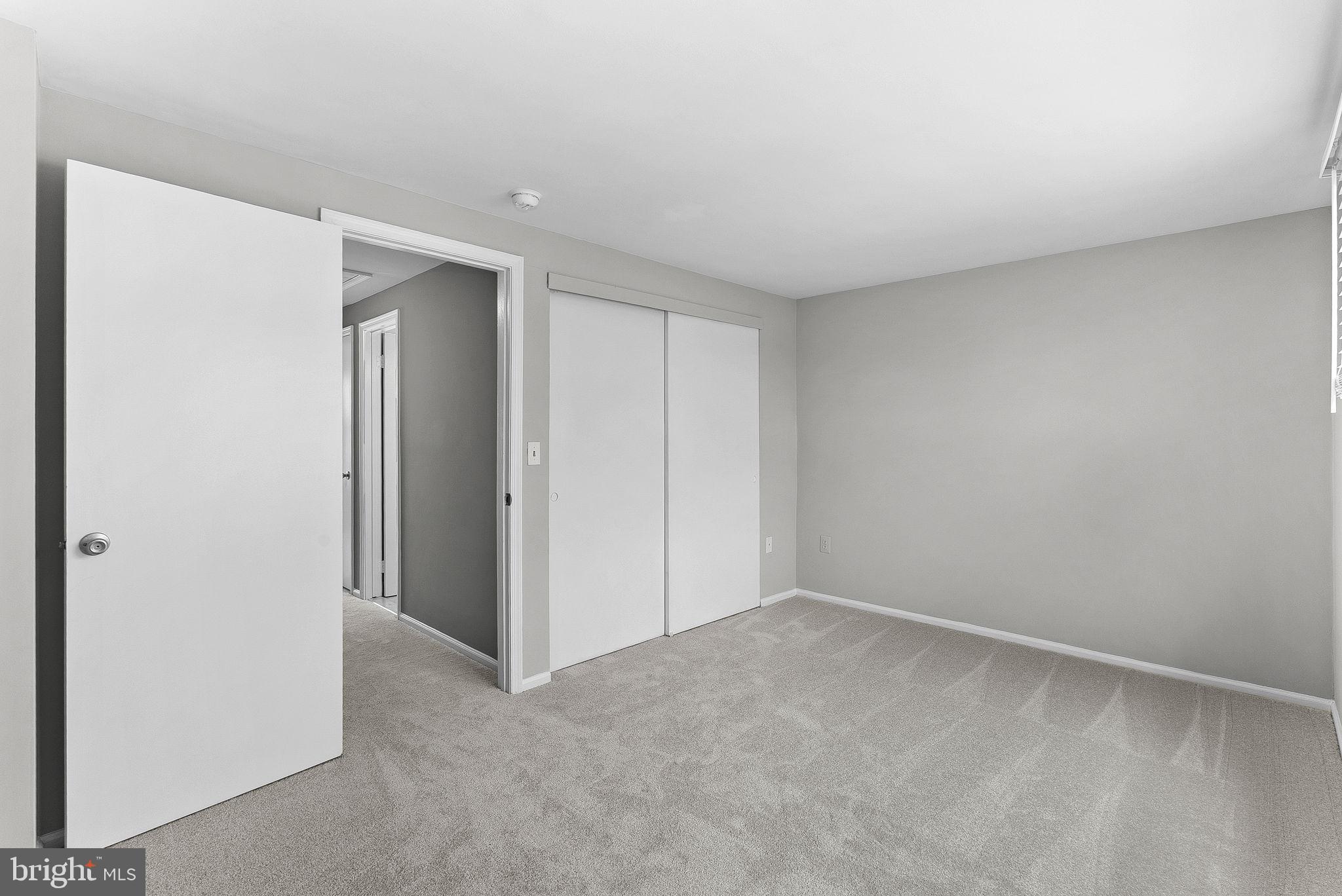 COUNTRYSIDE - Residential