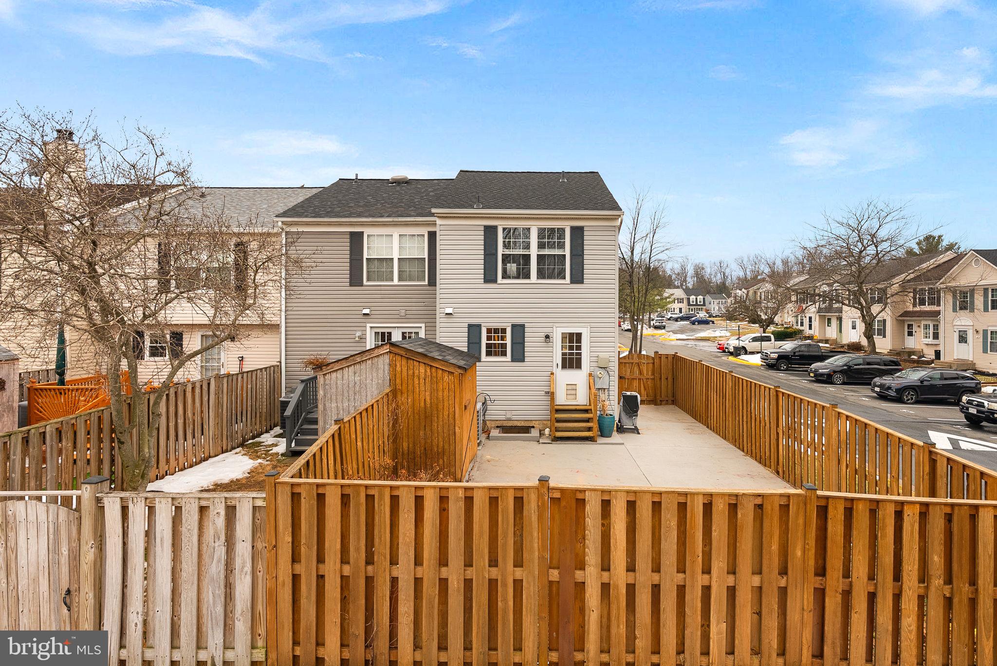 COUNTRYSIDE - Residential