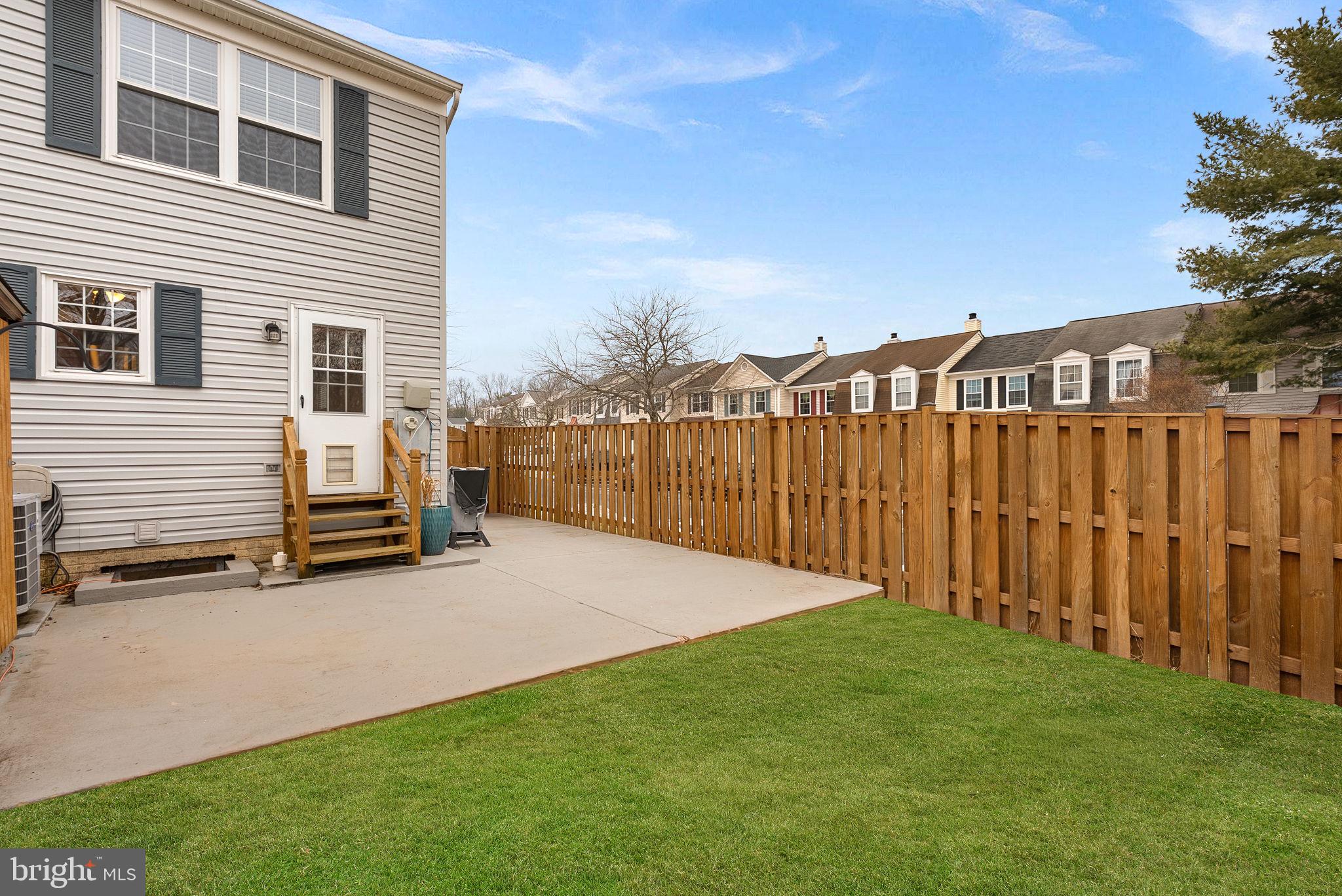 COUNTRYSIDE - Residential