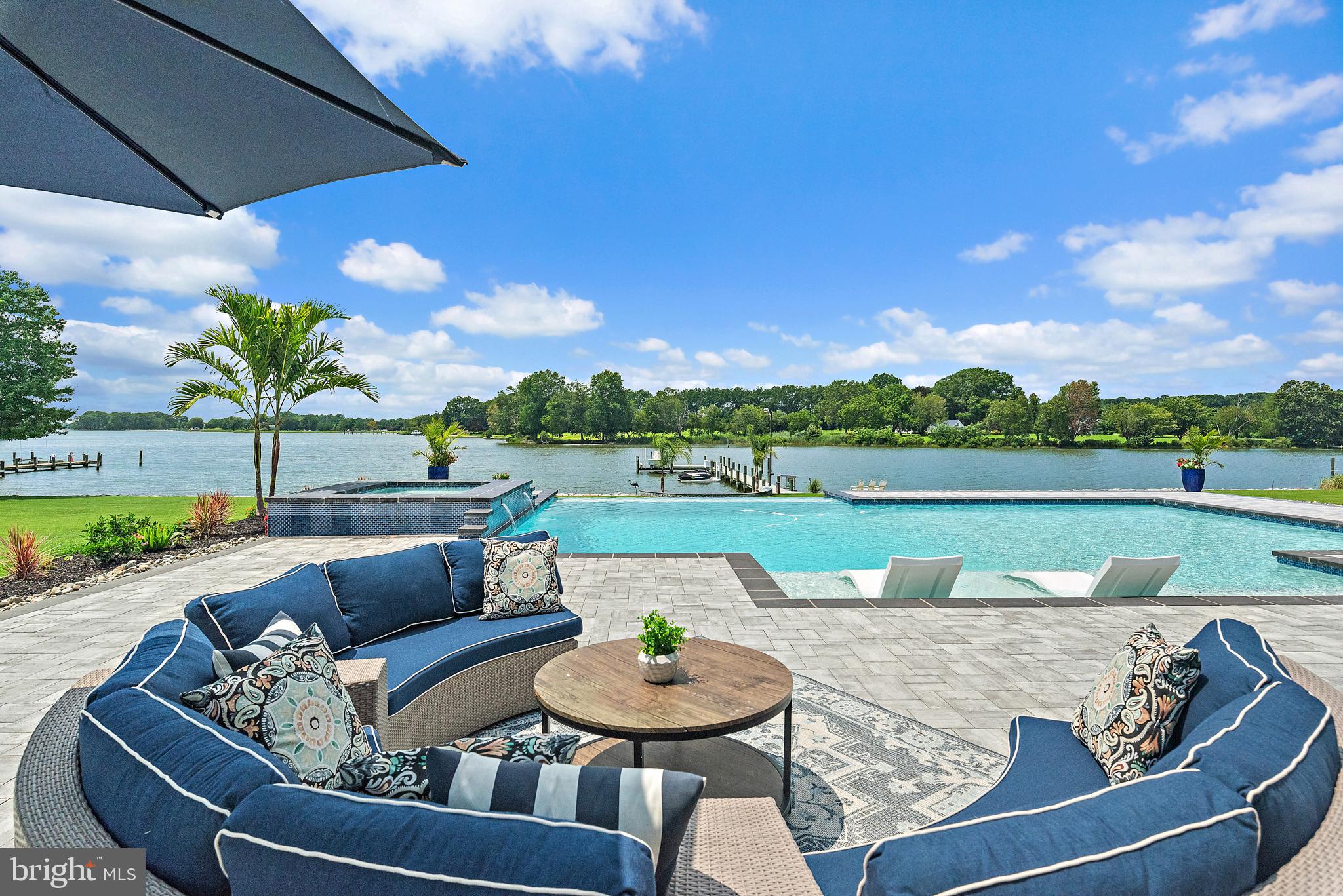 BENNETT POINT - Residential