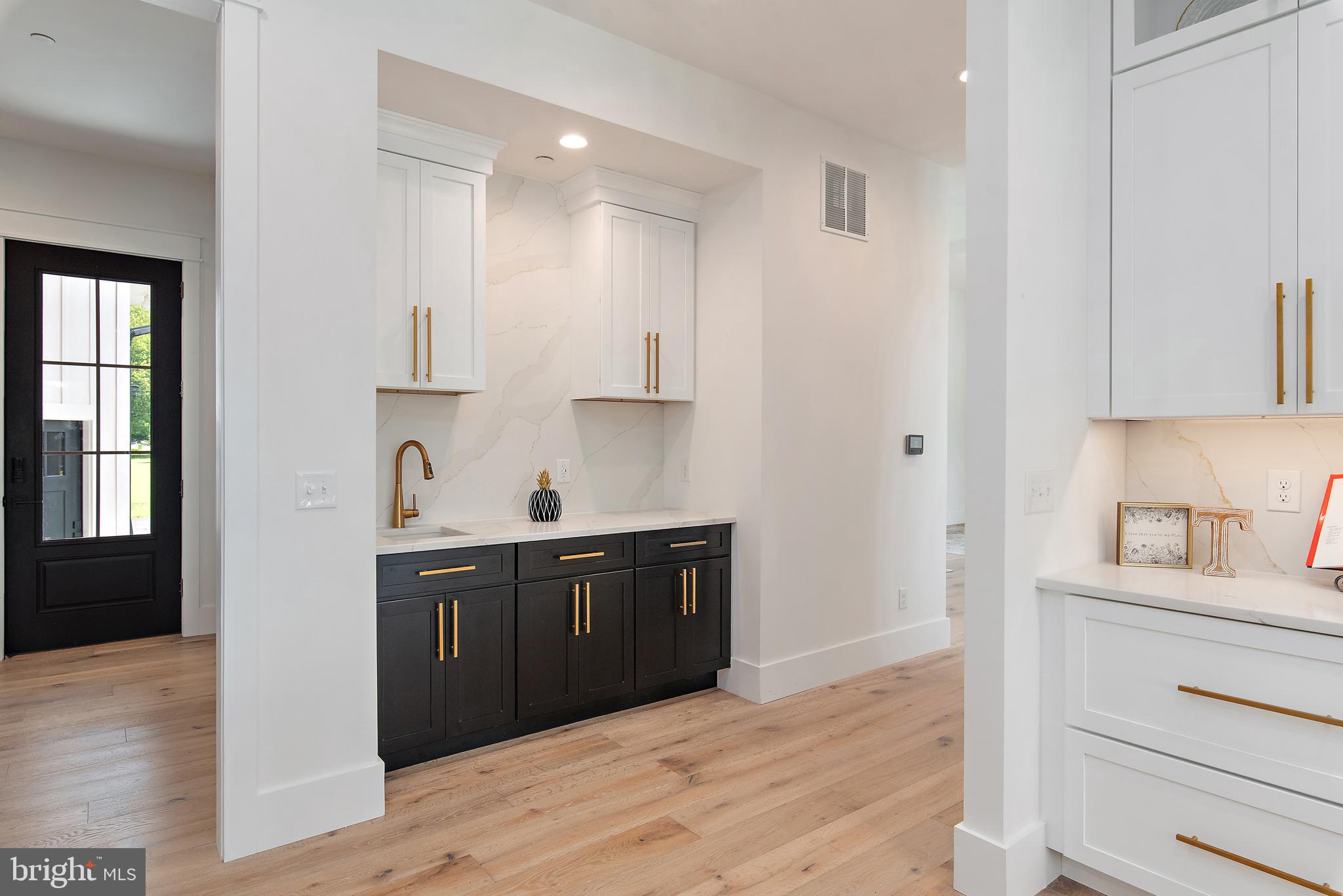 BENNETT POINT - Residential