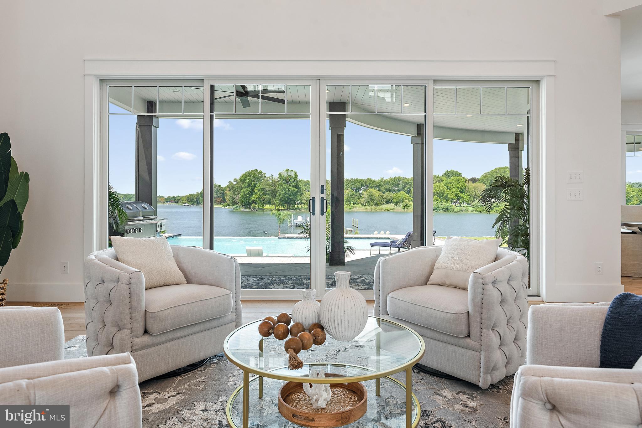 BENNETT POINT - Residential