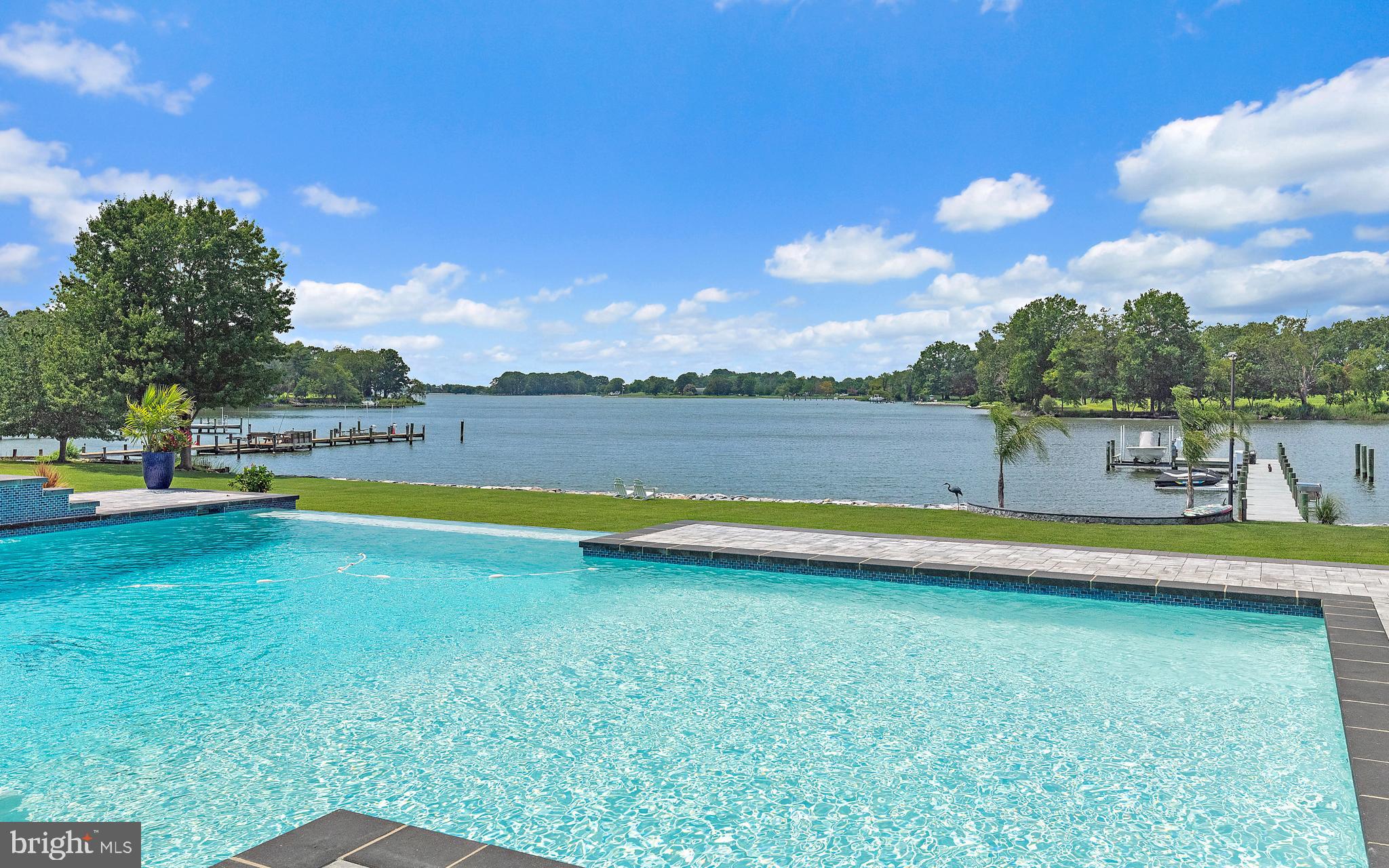 BENNETT POINT - Residential