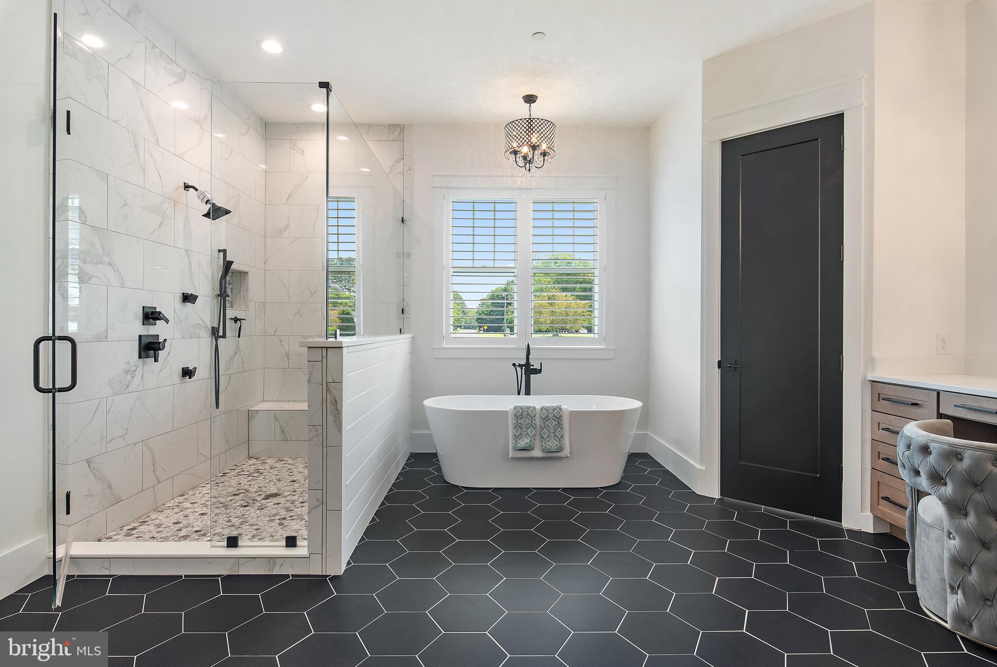 BENNETT POINT - Residential