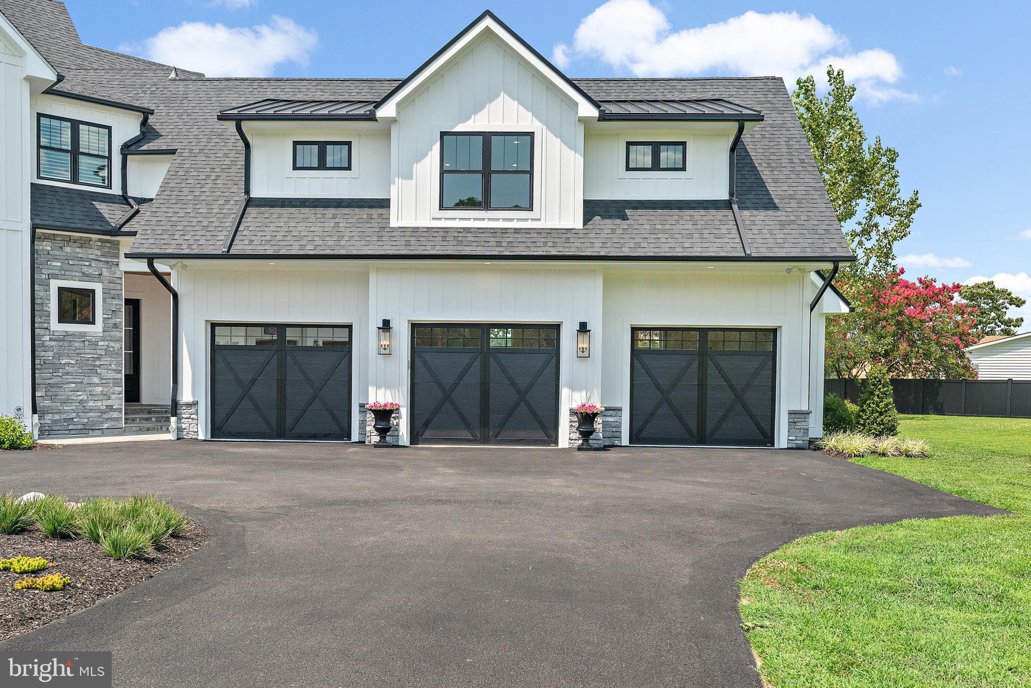 BENNETT POINT - Residential