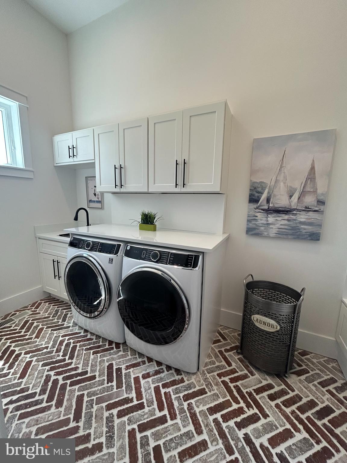 BENNETT POINT - Residential