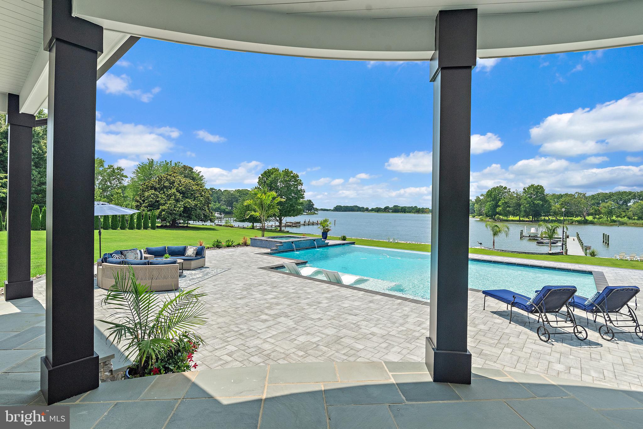 BENNETT POINT - Residential