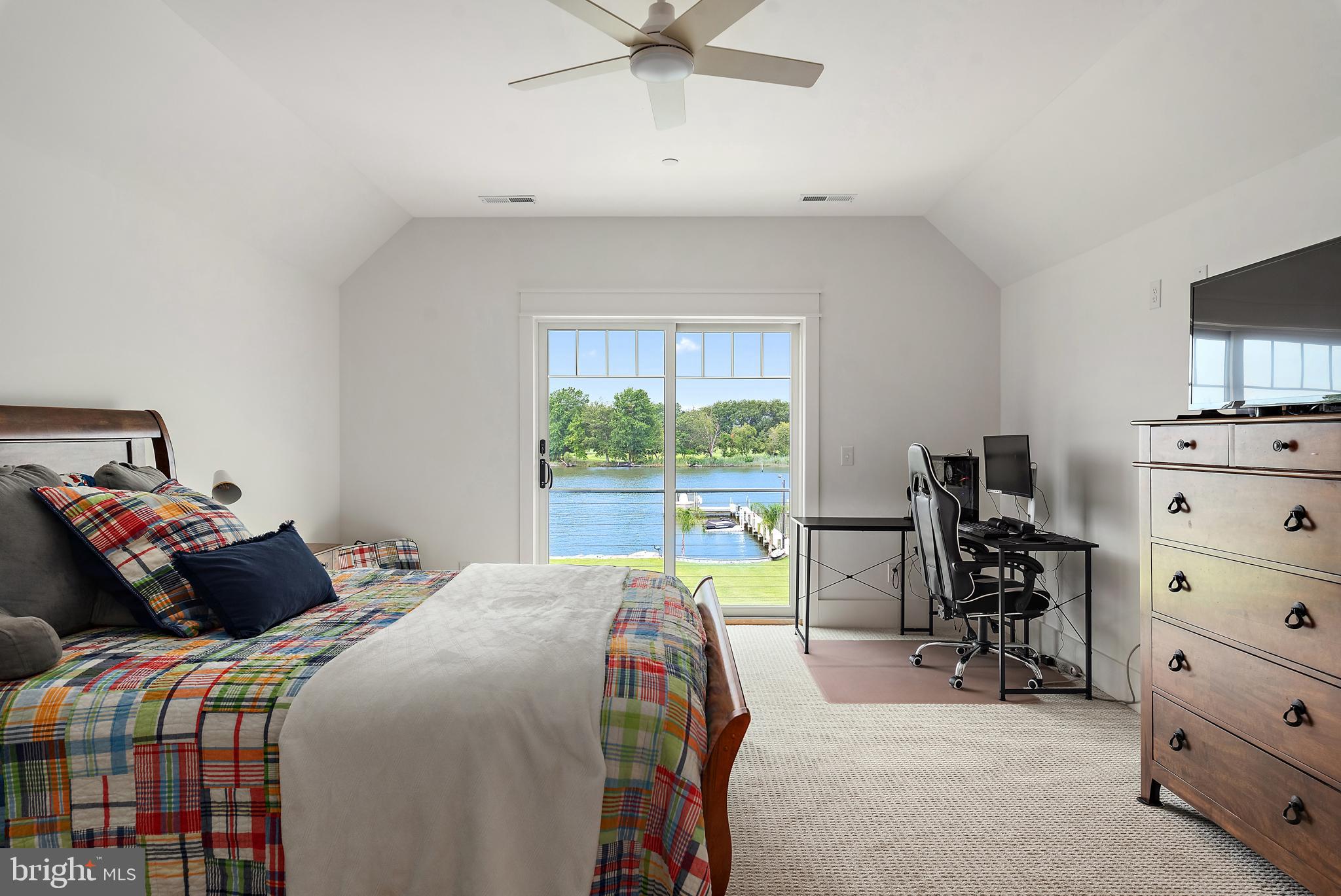 BENNETT POINT - Residential