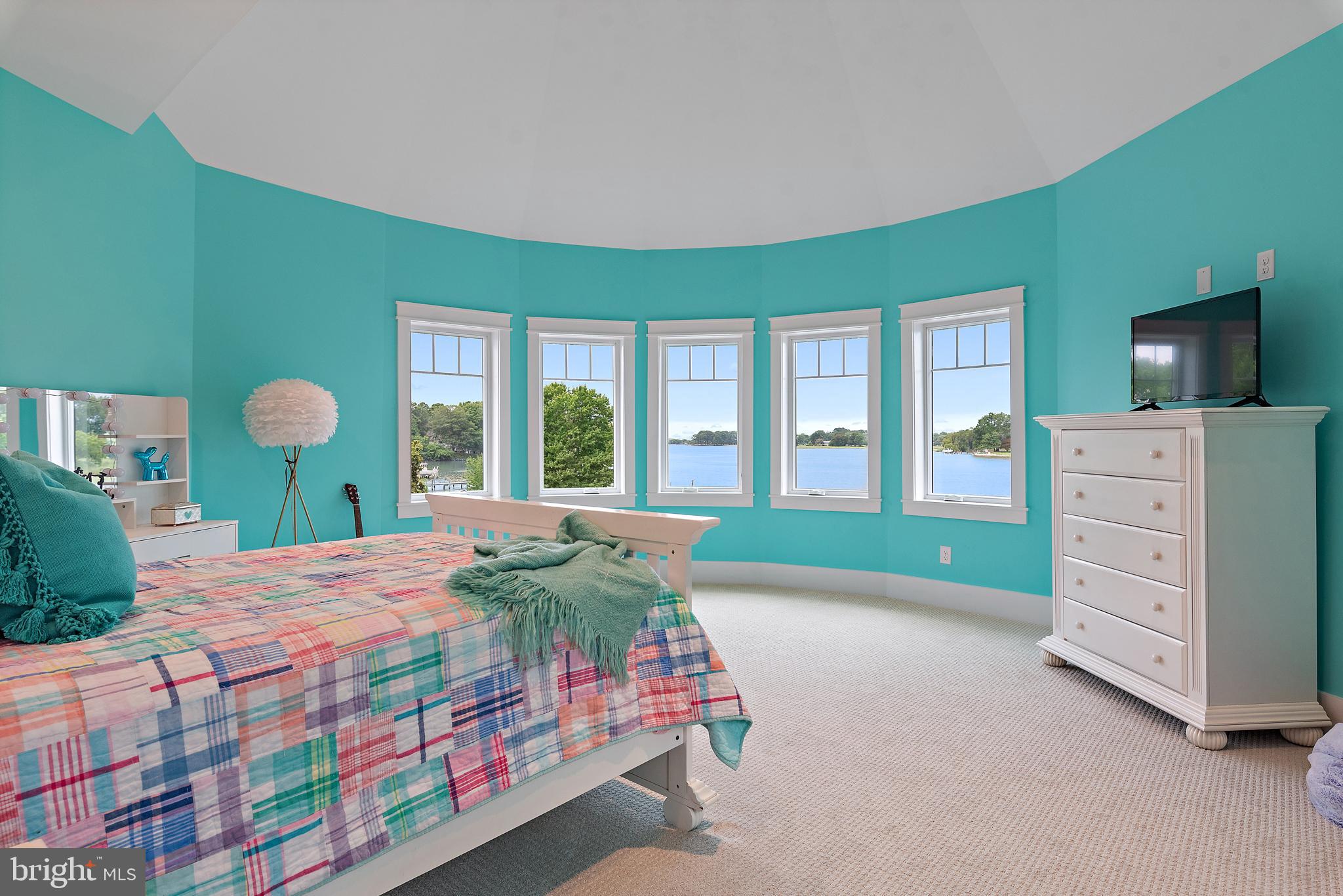 BENNETT POINT - Residential