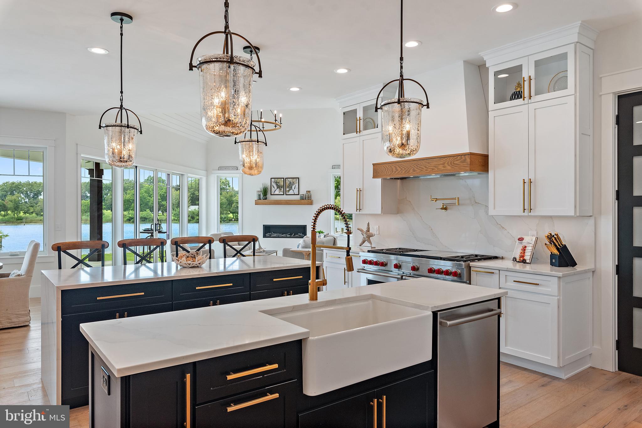 BENNETT POINT - Residential