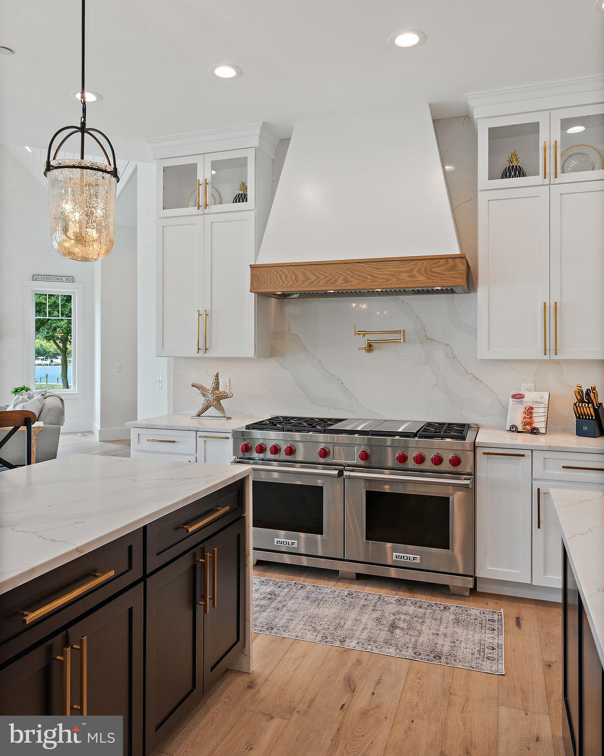 BENNETT POINT - Residential