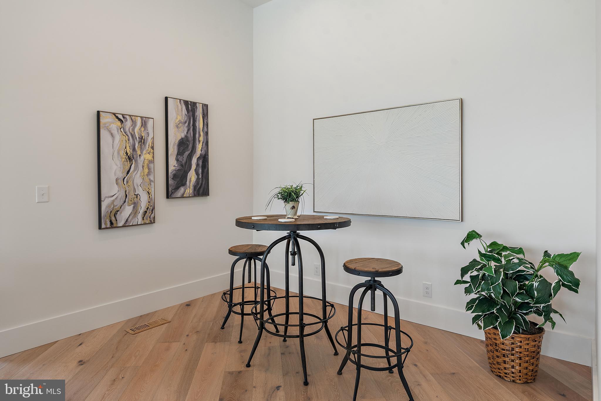 BENNETT POINT - Residential