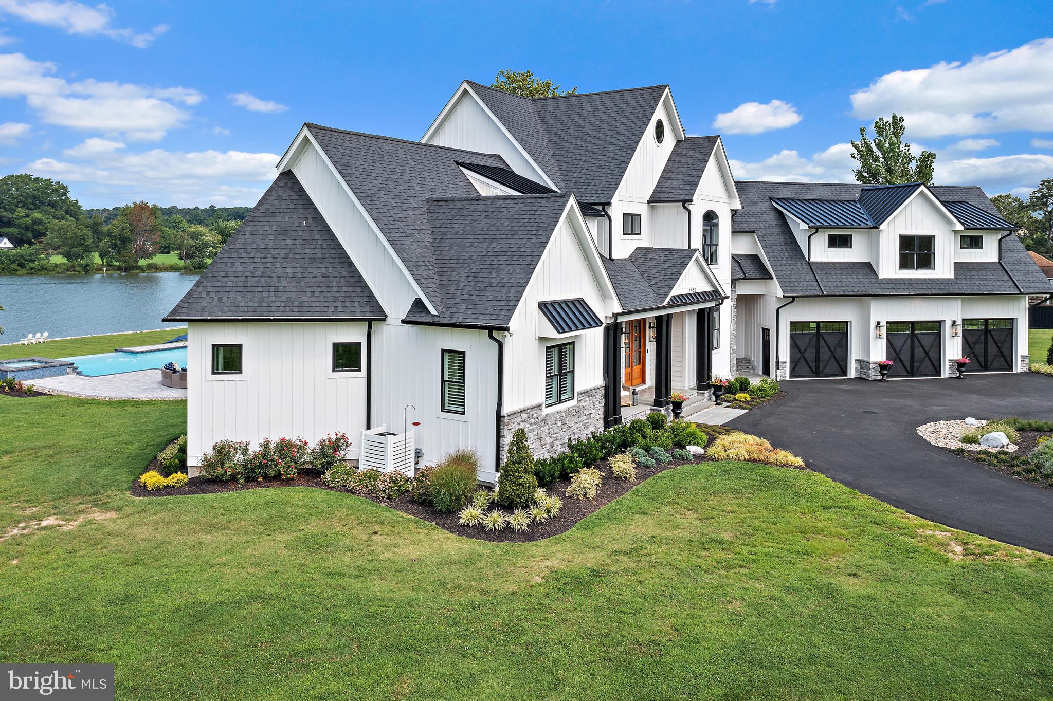 BENNETT POINT - Residential