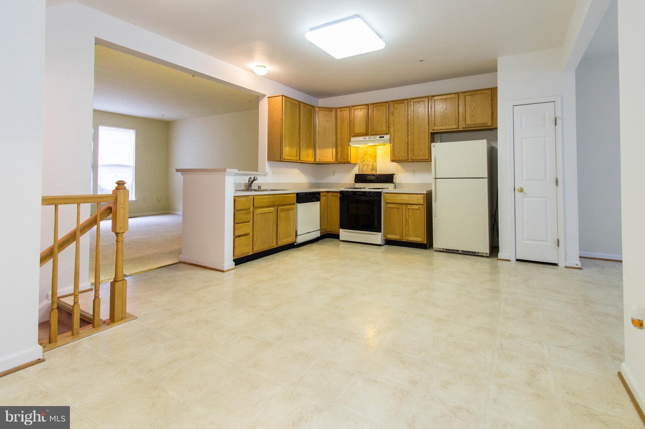 WOODVIEW VILLAGE WEST - Residential