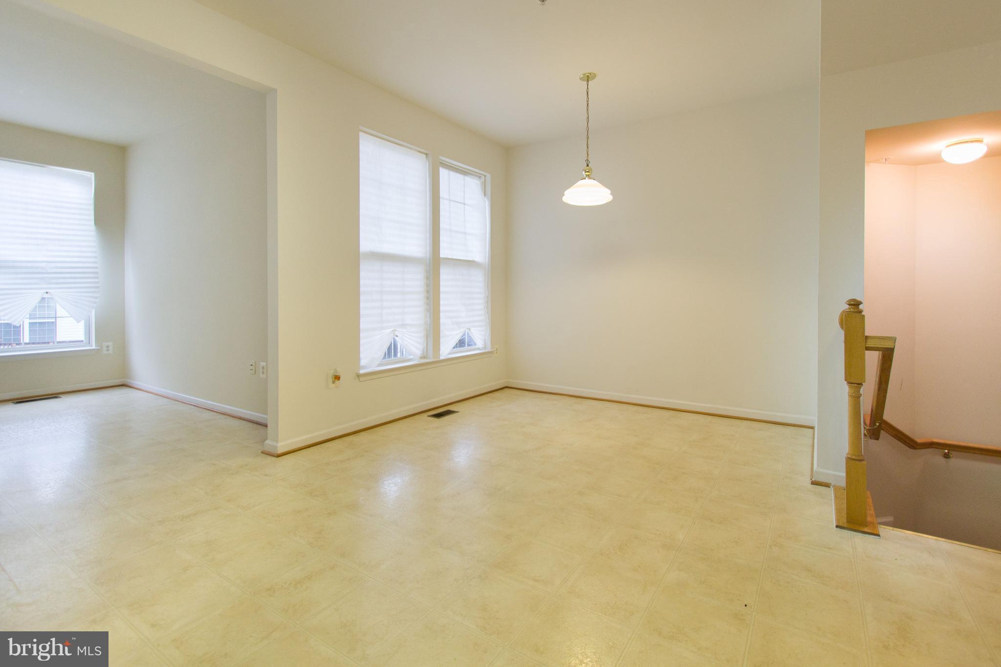 WOODVIEW VILLAGE WEST - Residential