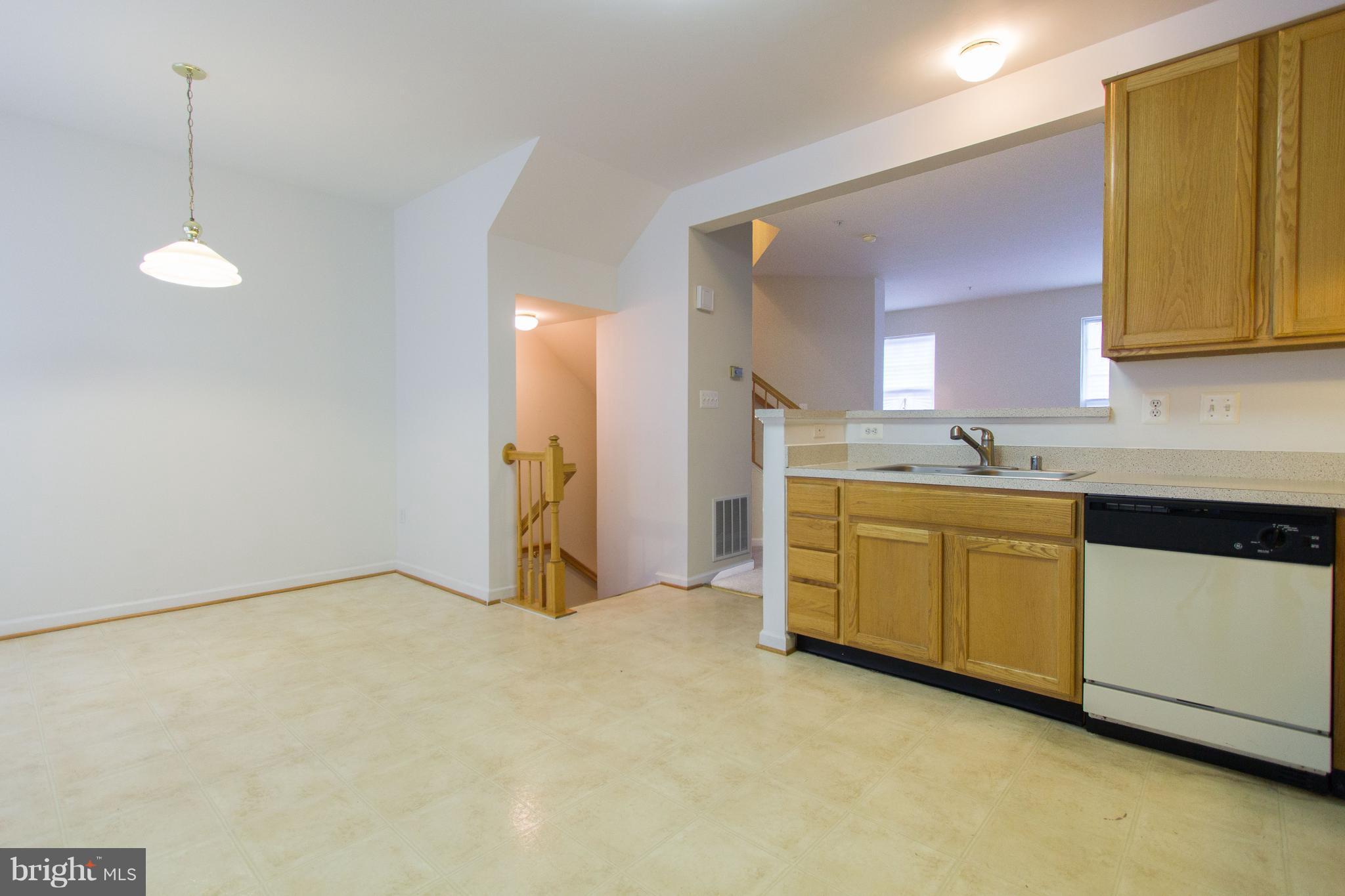 WOODVIEW VILLAGE WEST - Residential