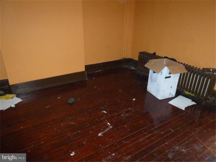 PHILADELPHIA (SOUTHWEST) - Residential