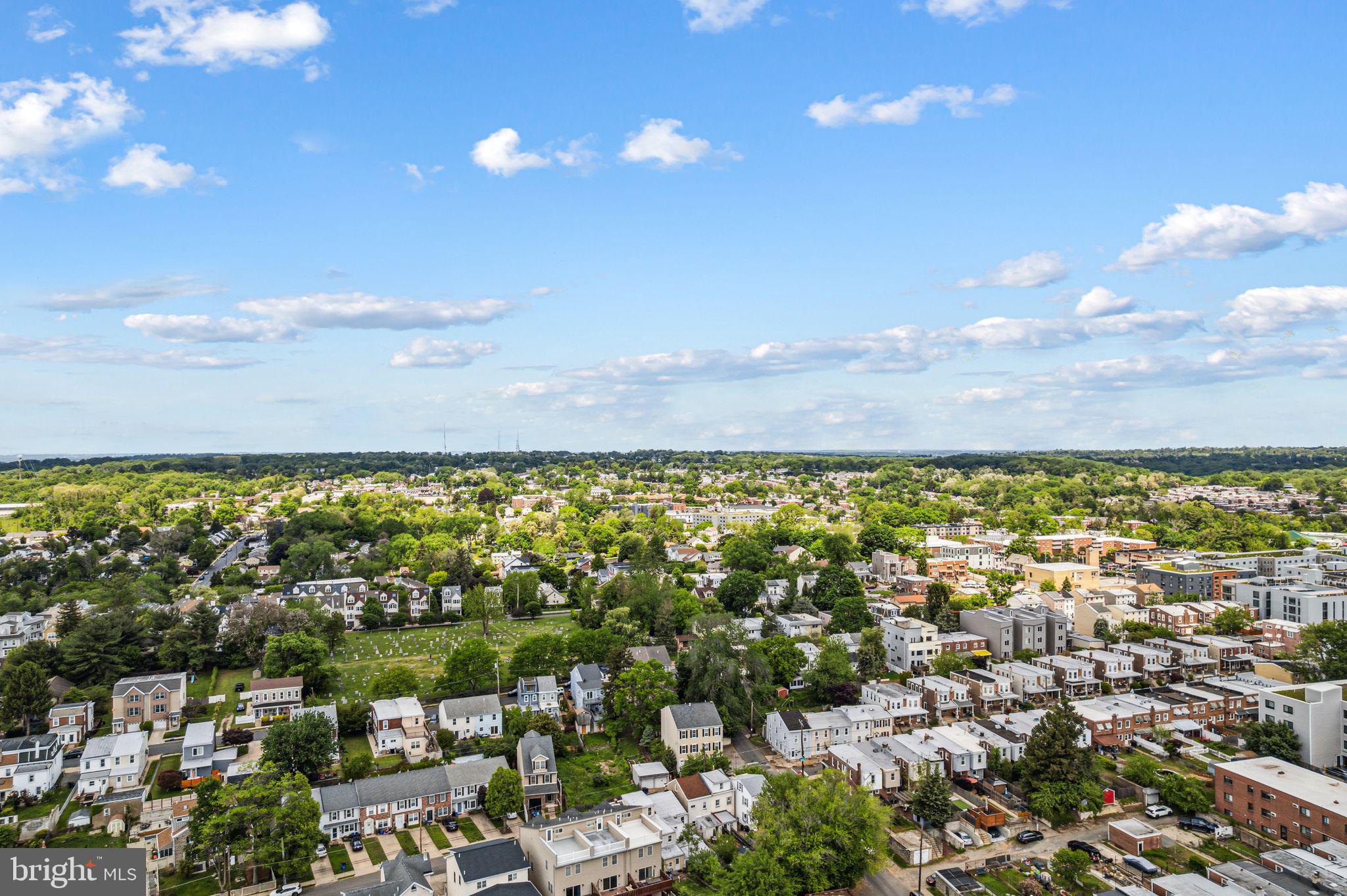 ROXBOROUGH - Residential