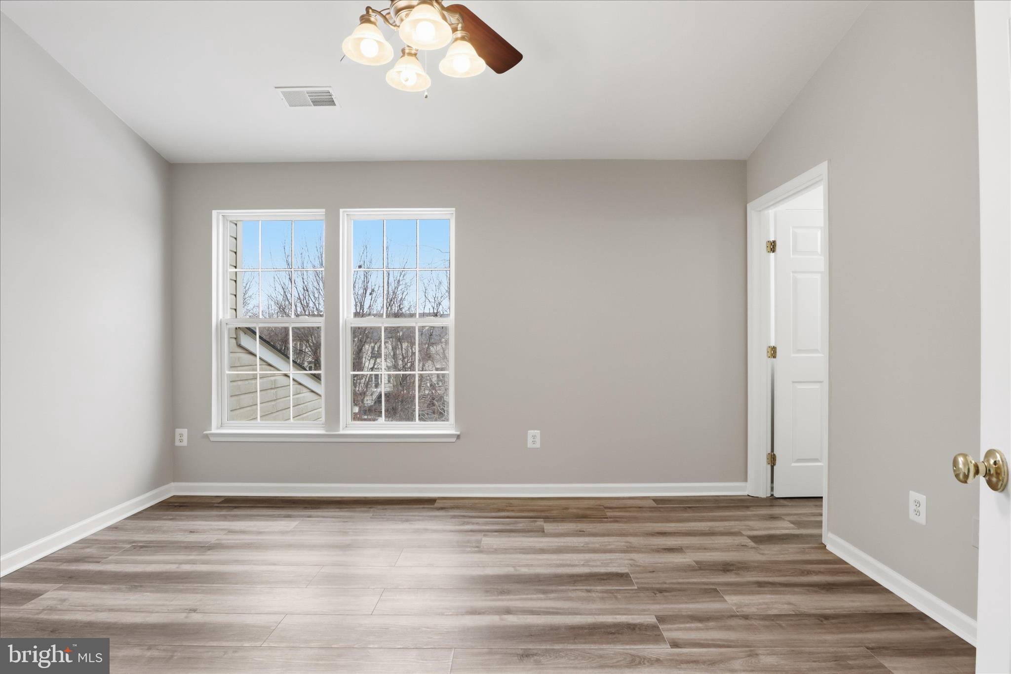 WAVERLY WOODS - Residential