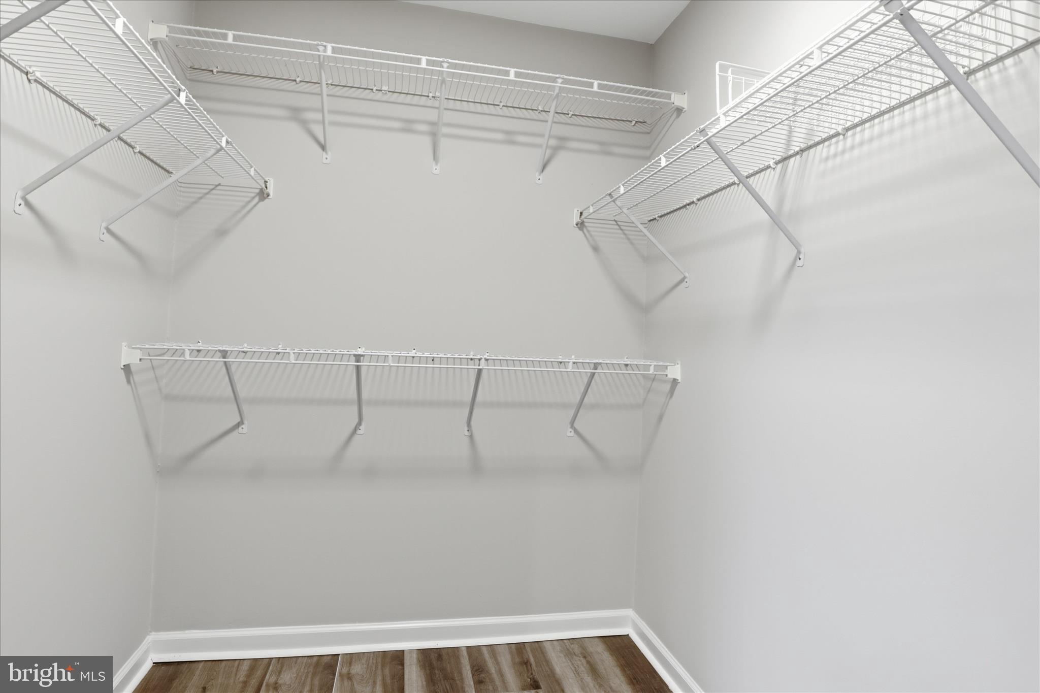 WAVERLY WOODS - Residential