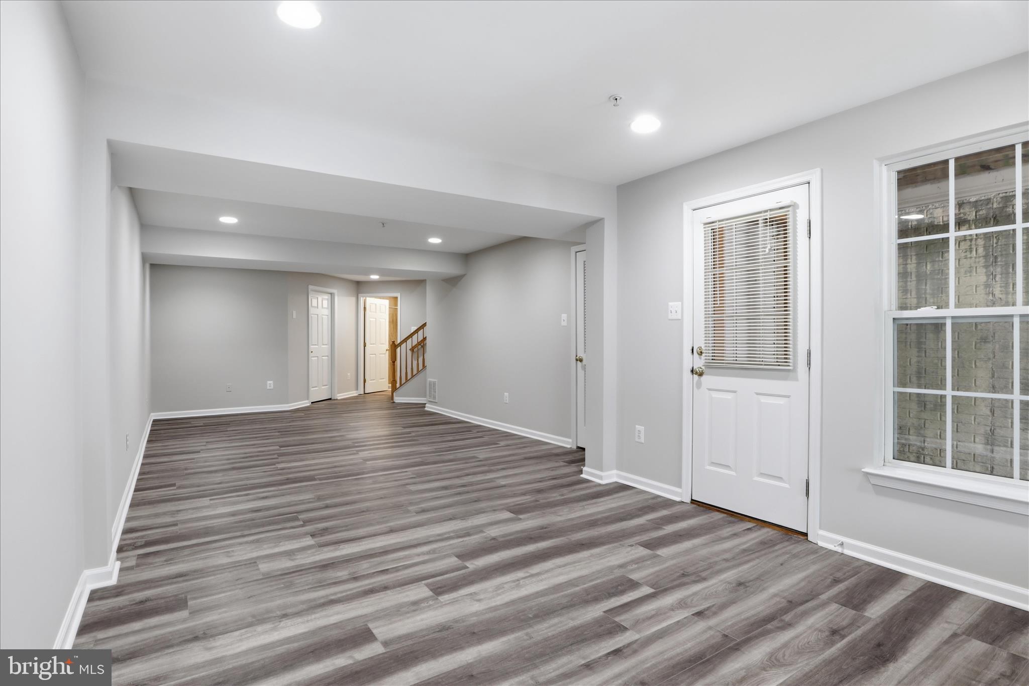 WAVERLY WOODS - Residential