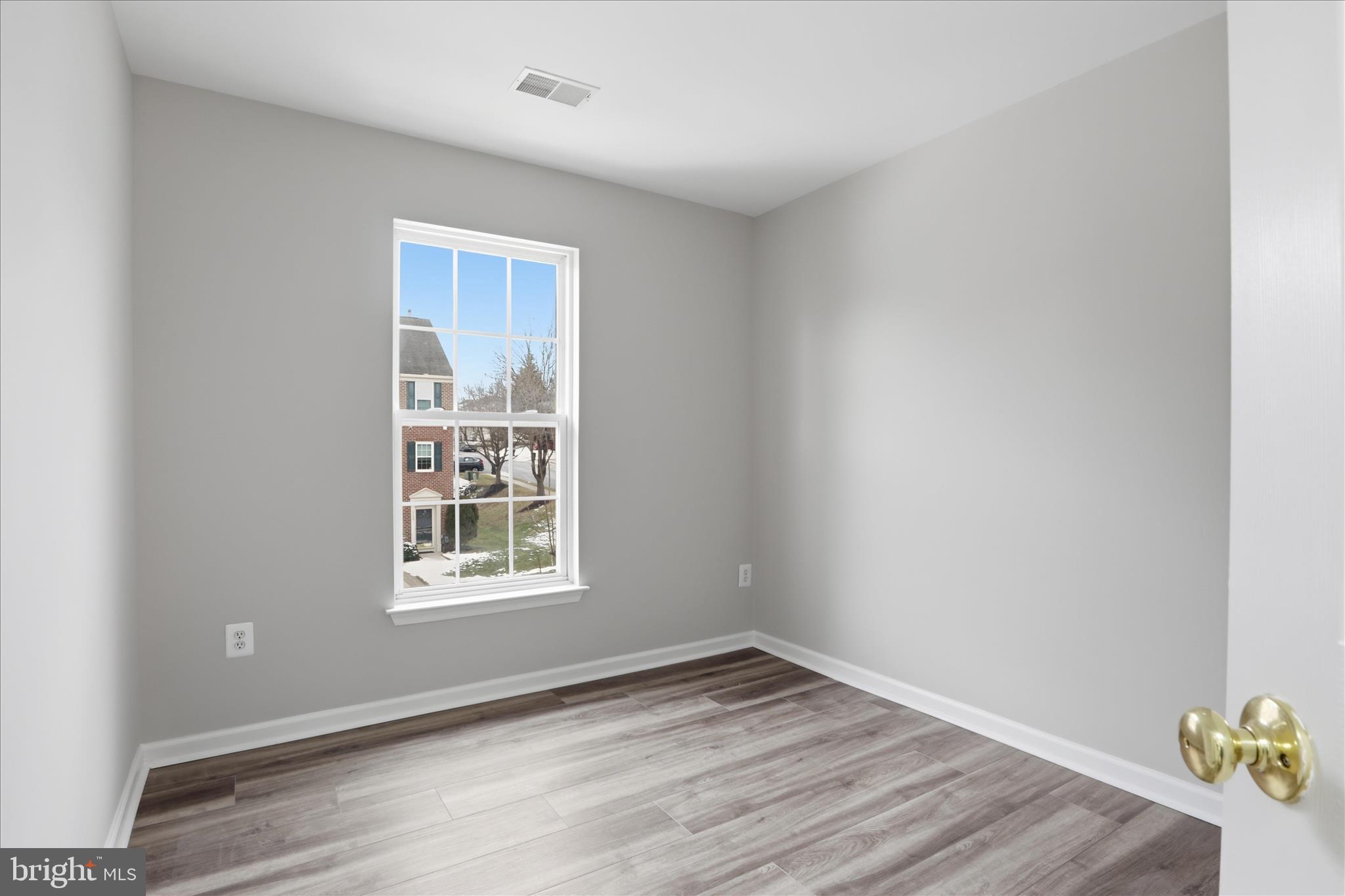 WAVERLY WOODS - Residential