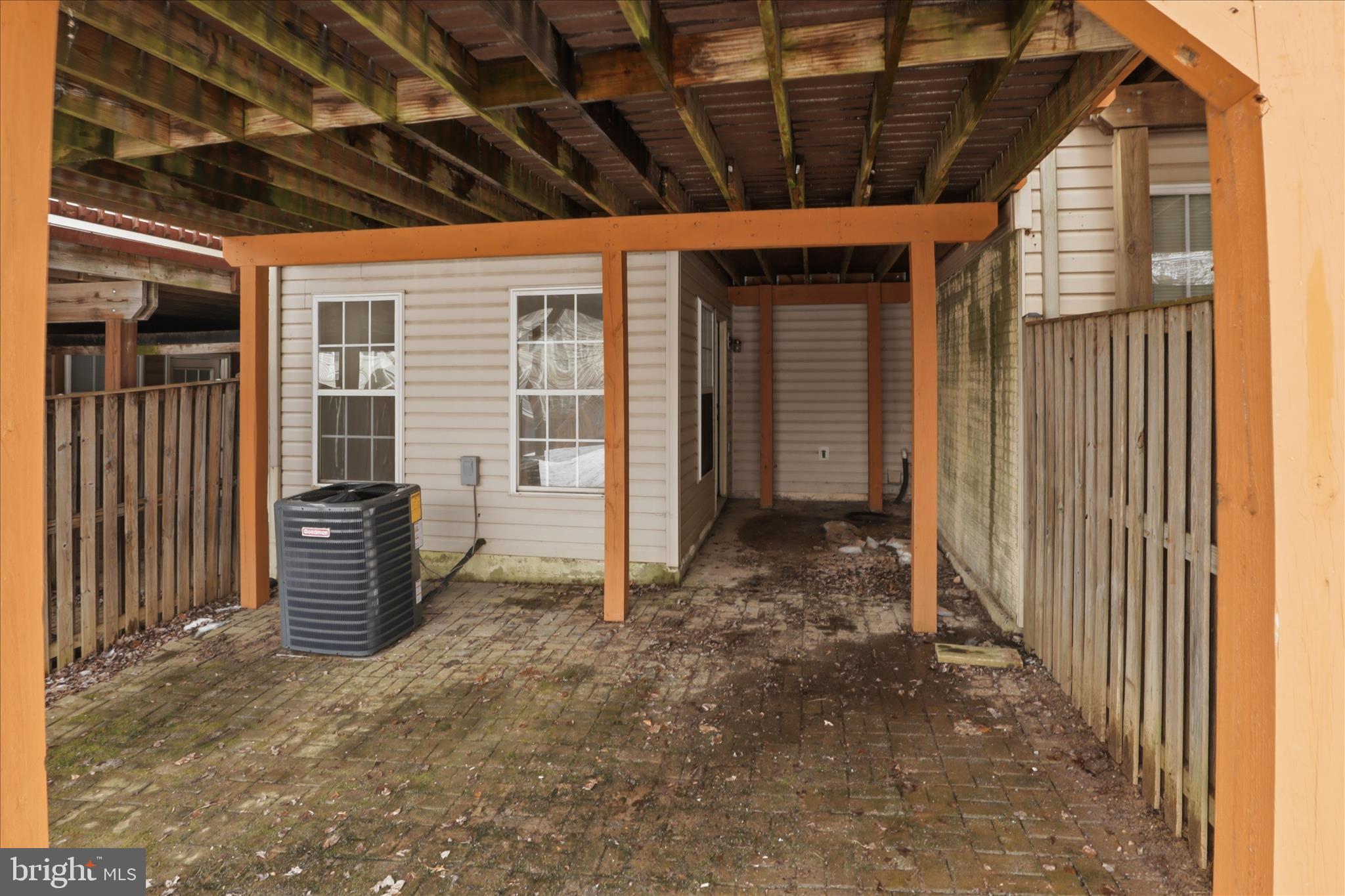 WAVERLY WOODS - Residential