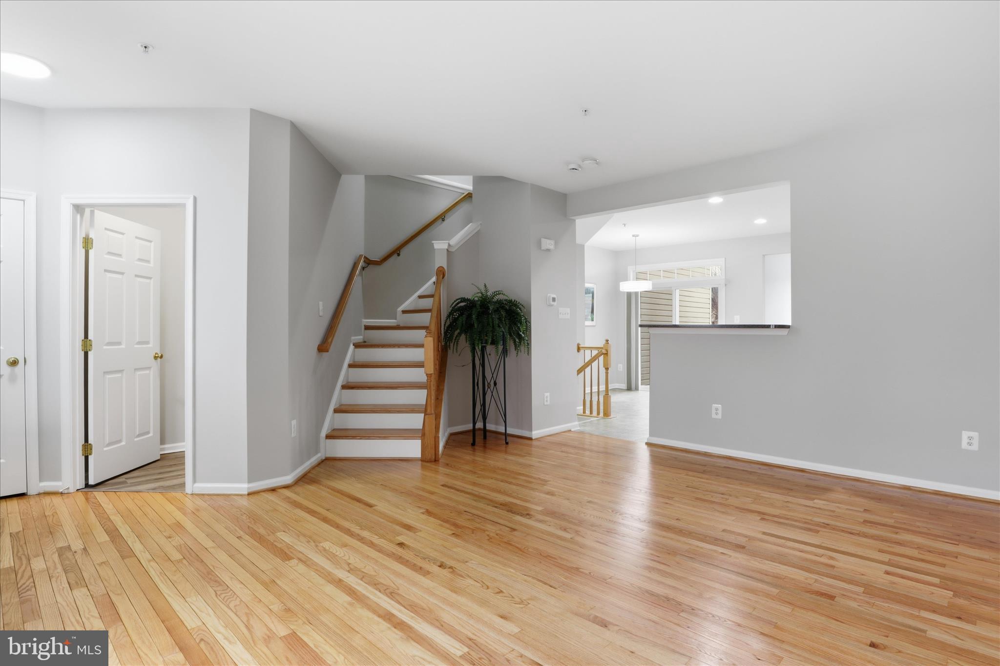 WAVERLY WOODS - Residential