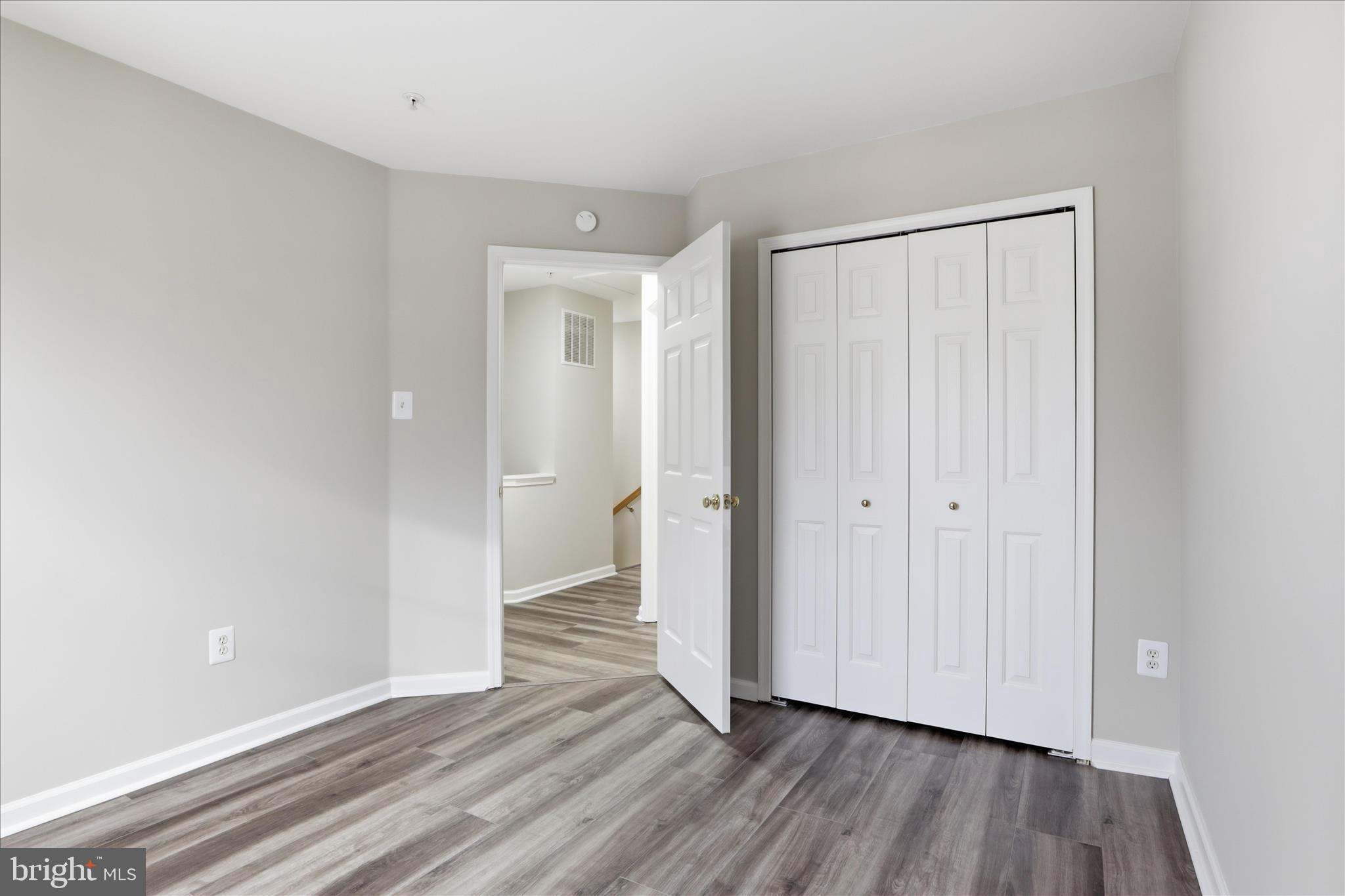 WAVERLY WOODS - Residential