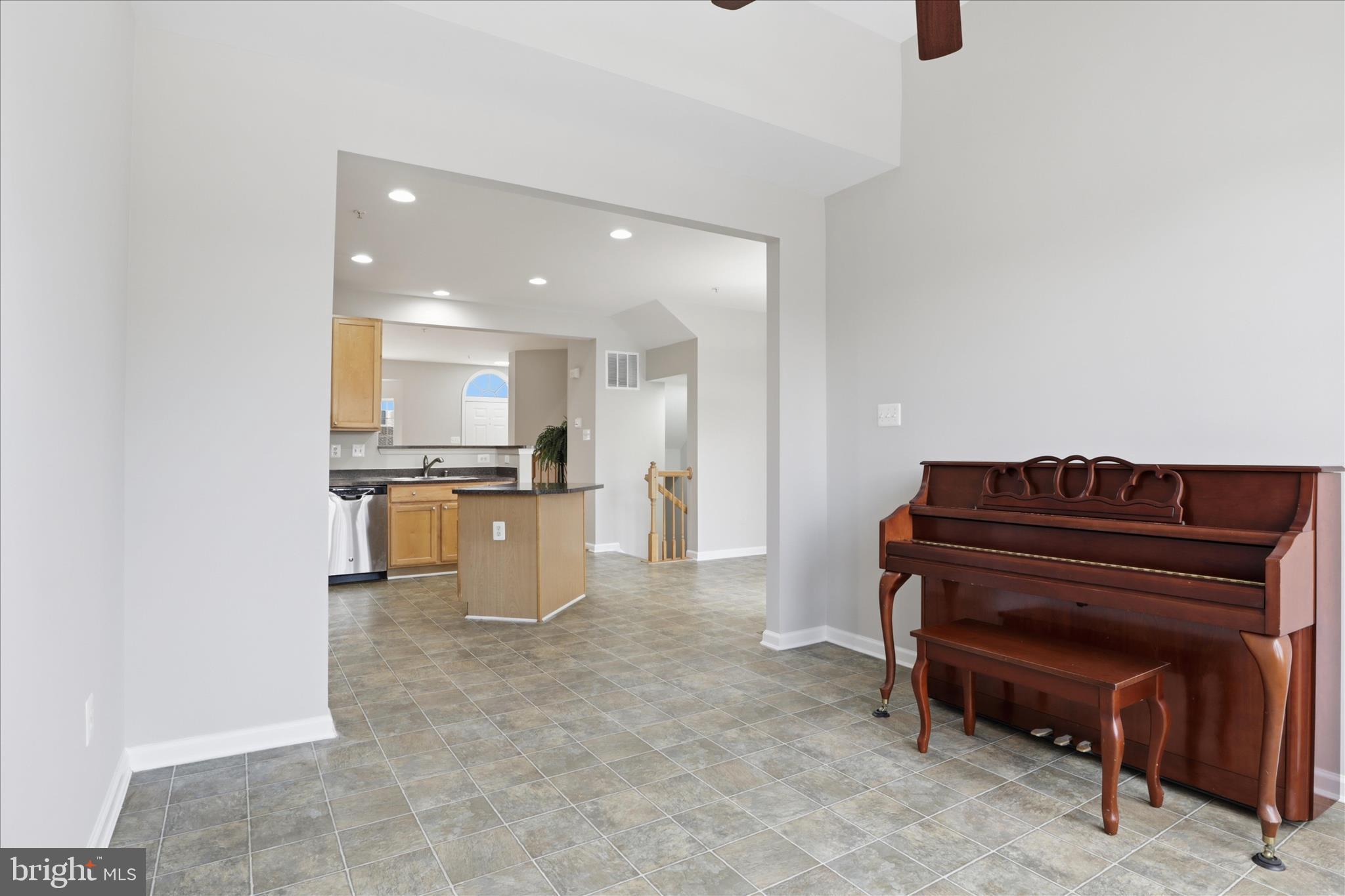 WAVERLY WOODS - Residential