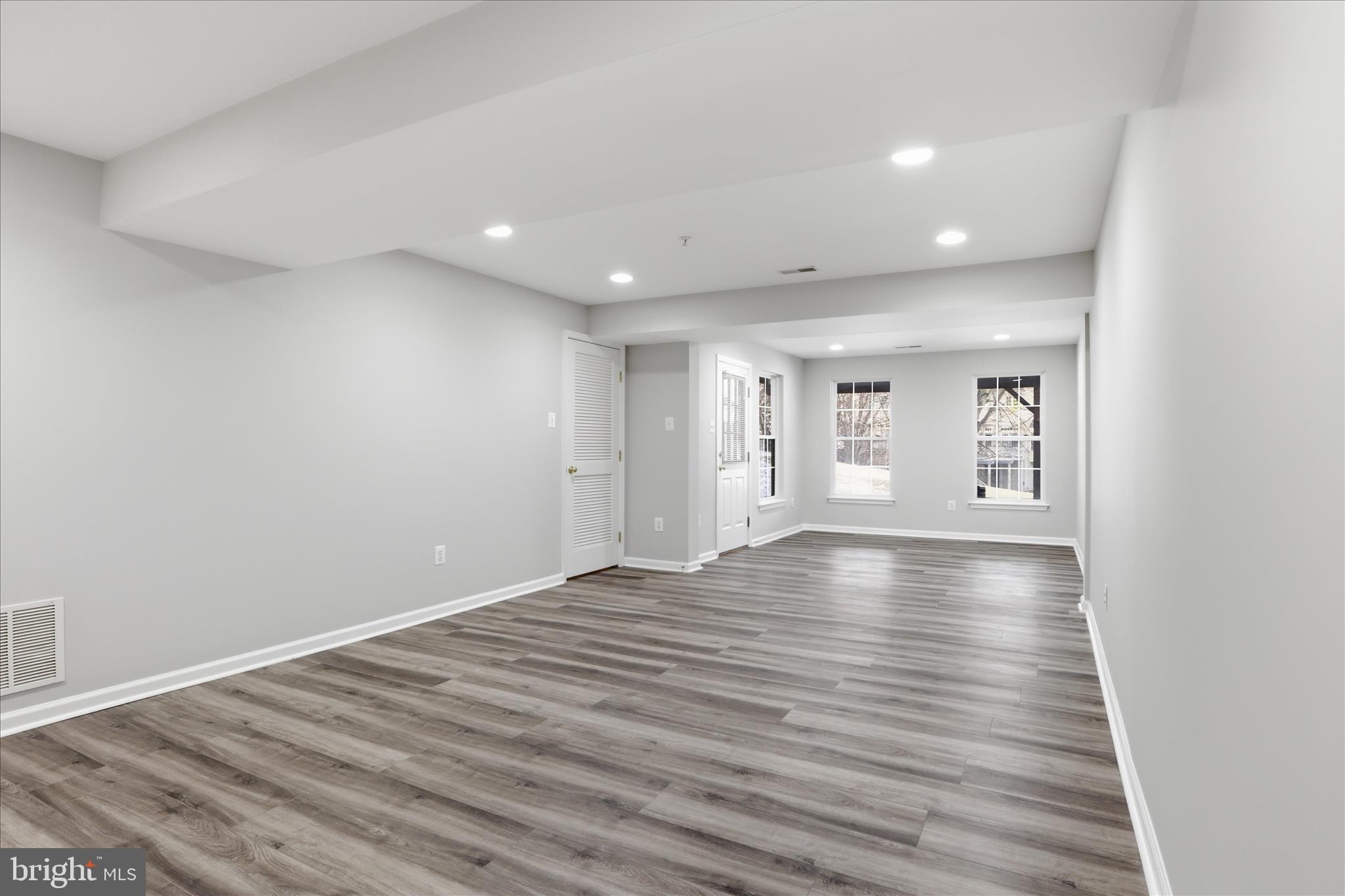 WAVERLY WOODS - Residential