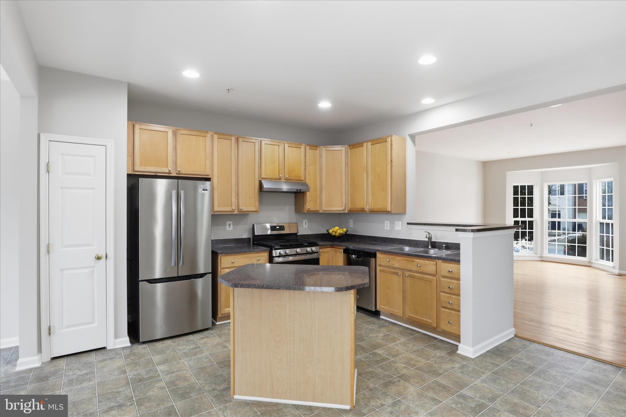 WAVERLY WOODS - Residential