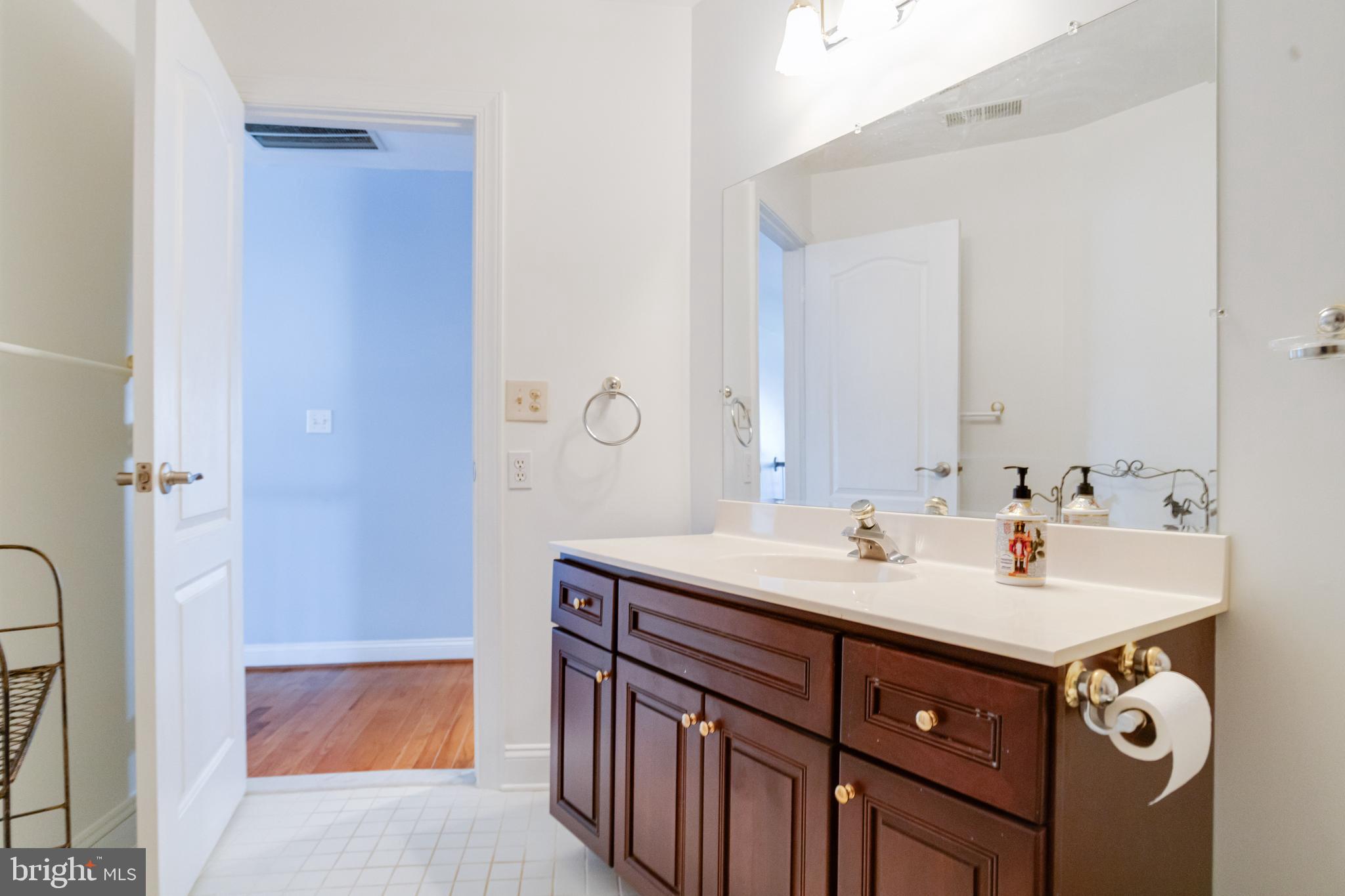 STANSBURY MANOR - Residential